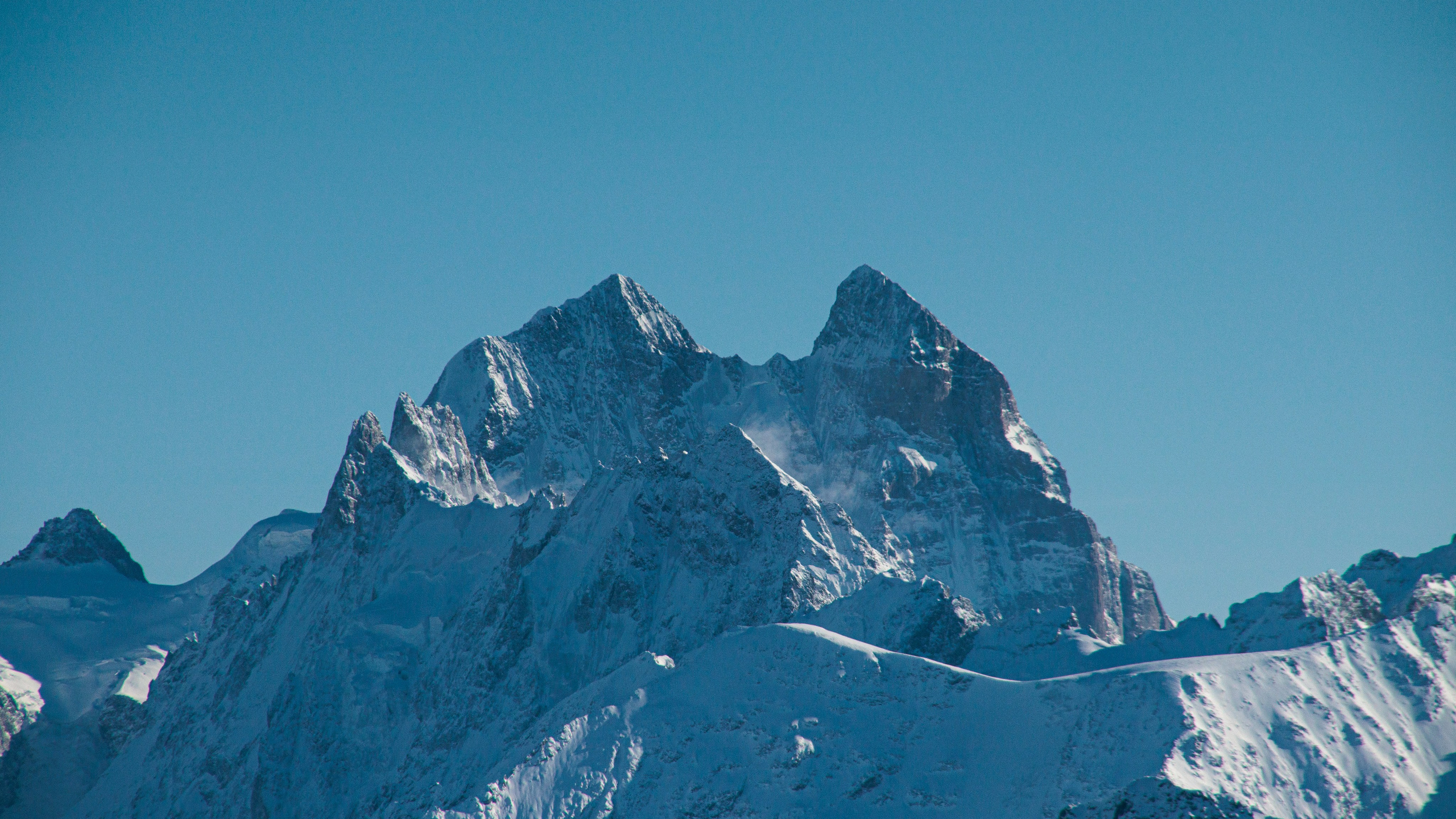 Эльбрус / зима. Фотограф на трекинг и восхождение Эльбрус, Приэльбрусье. Елизавета Бобок