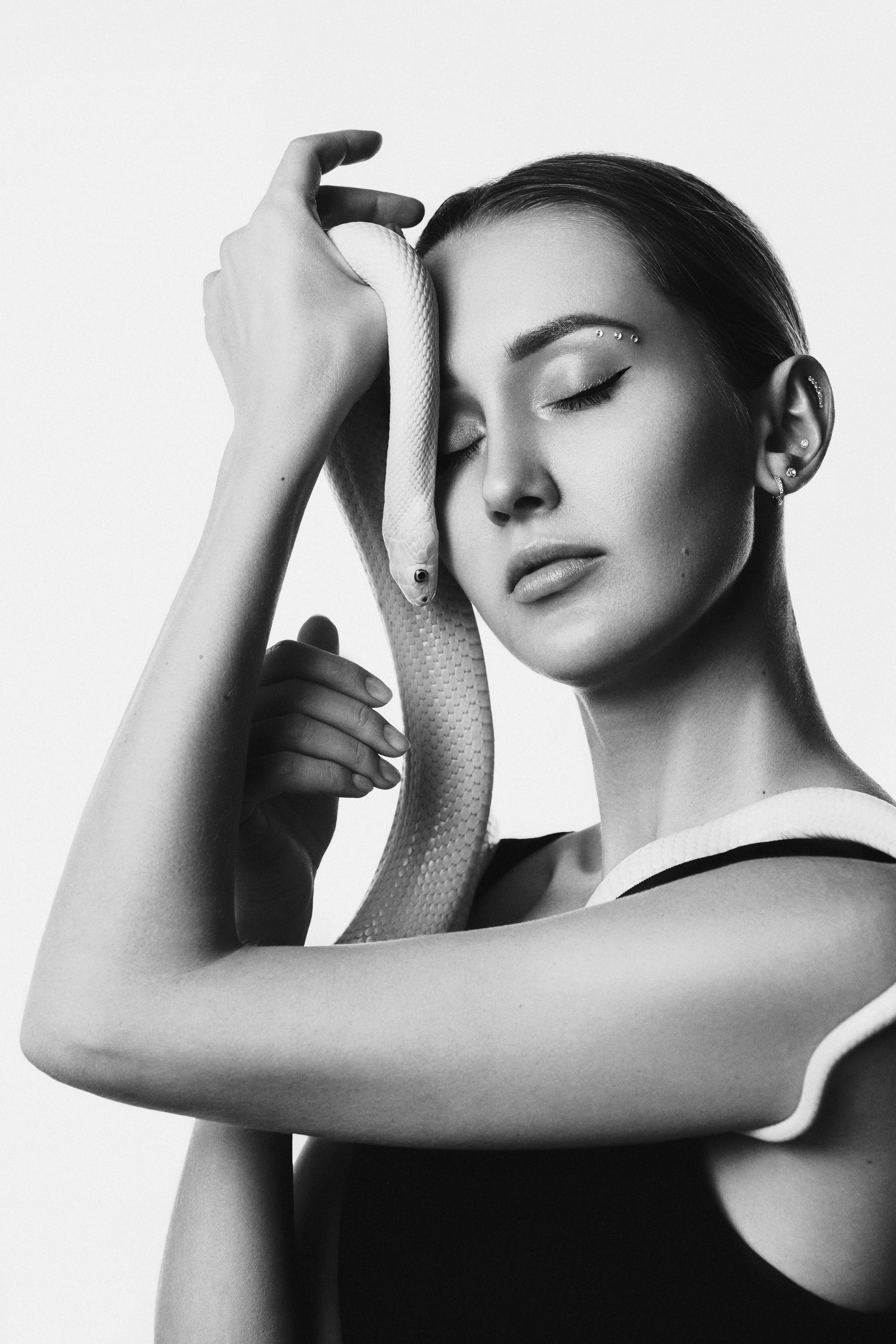 Ретушь / Нейроконтент. Айсылу Счастливая — Фотограф | Ретушёр | Нейрокреатор