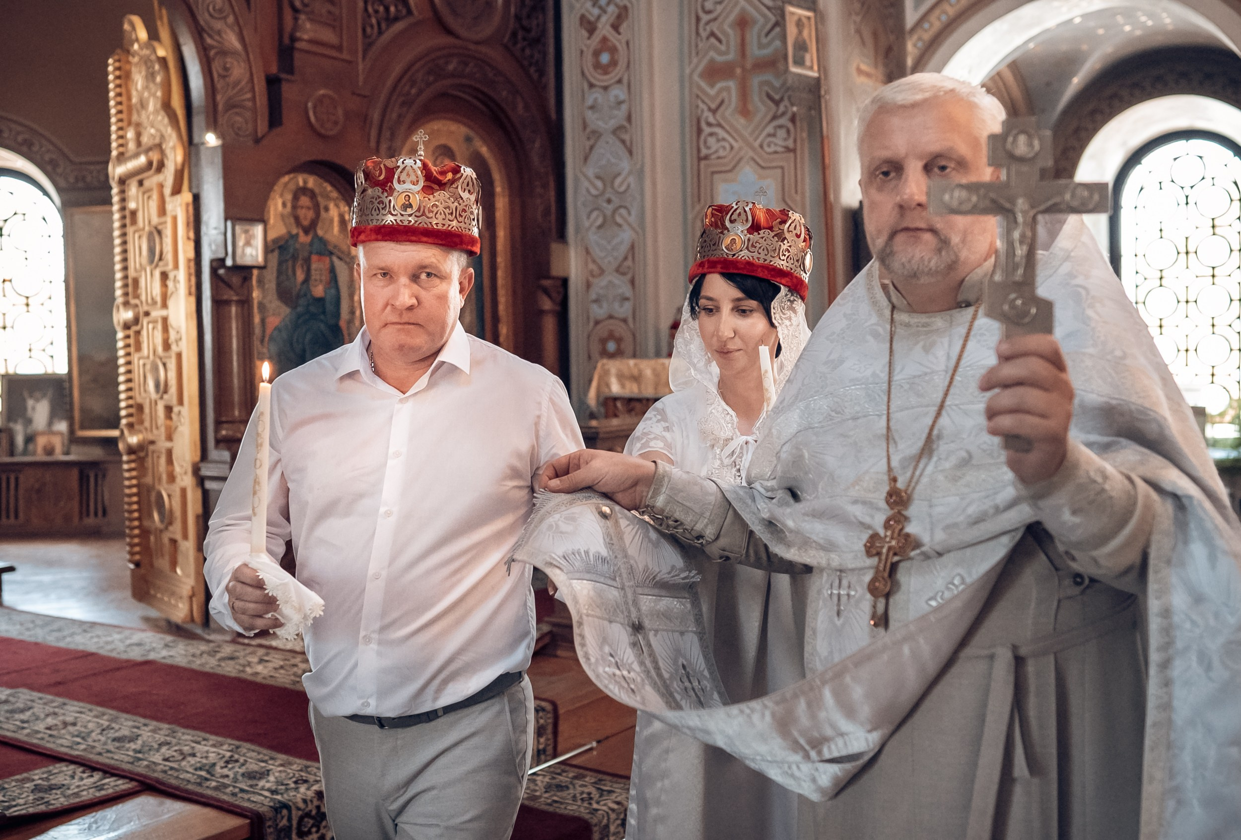 Венчание в храме Воскресения Христова пос. Форос. Церковный фотограф Севастополь