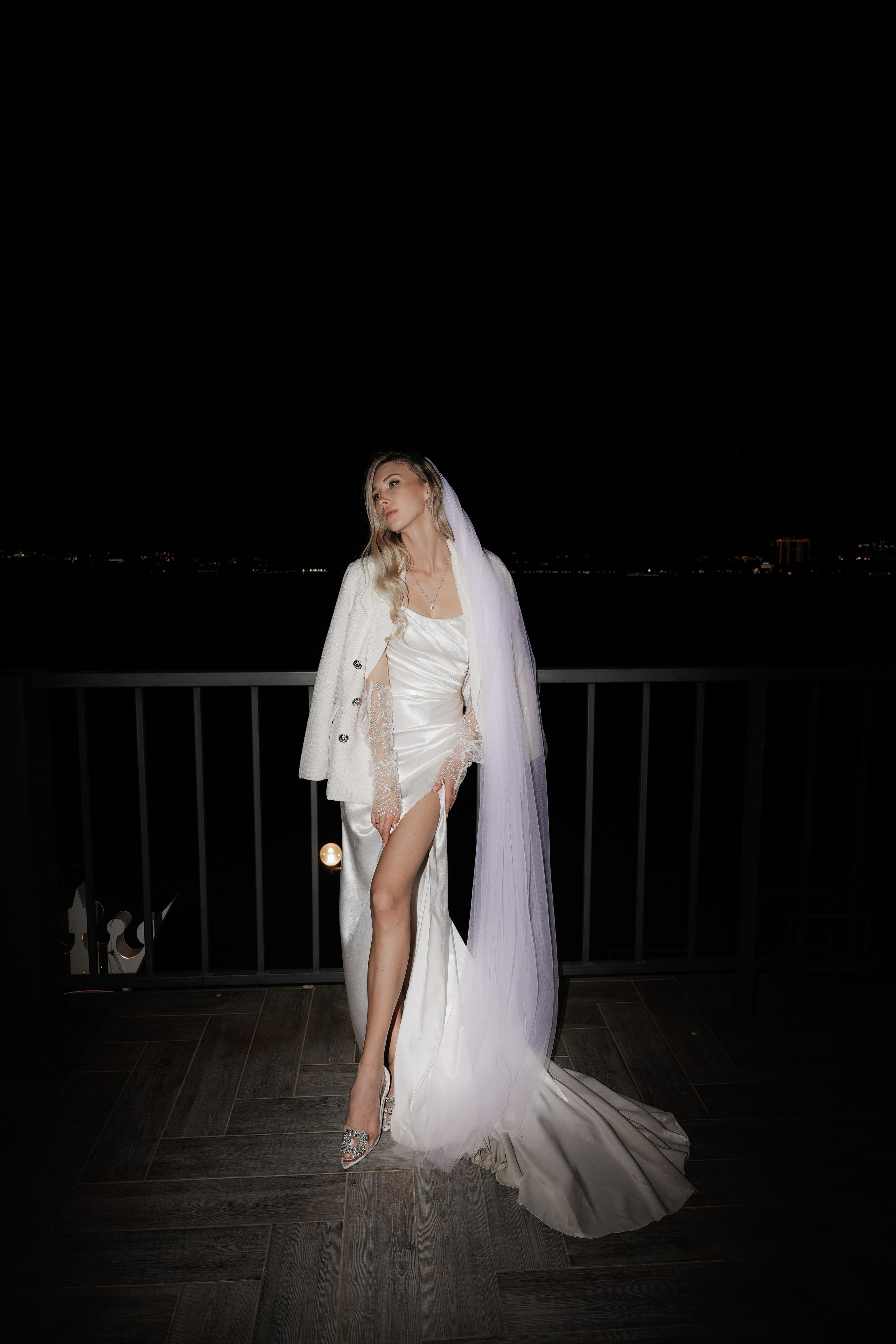 Astoria. VISUAL ARTIST · KRONGAUZ ANASTASIA