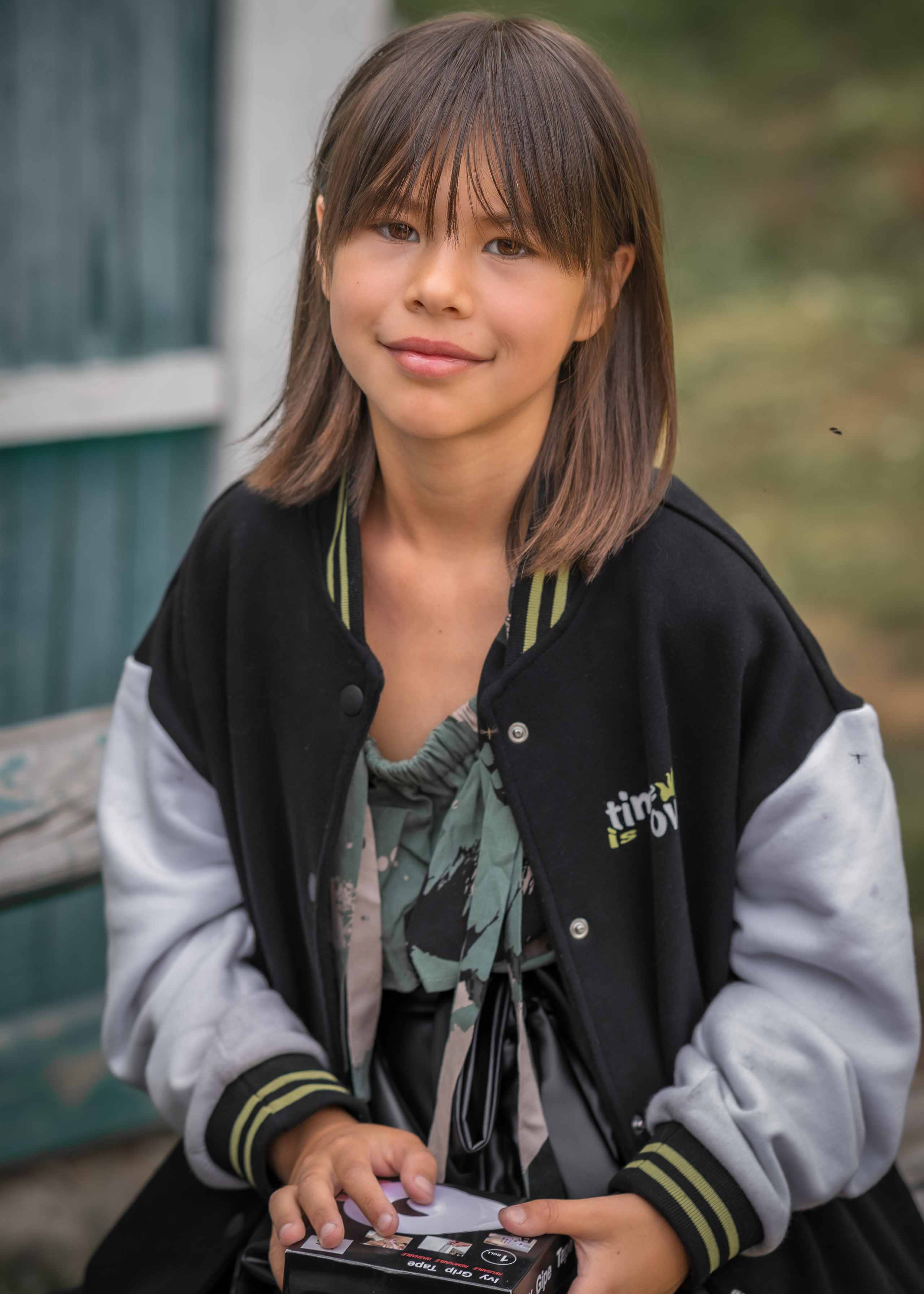 Детский уличный портрет. Фотограф Ворошилов Дмитрий. Эссо. Камчатка