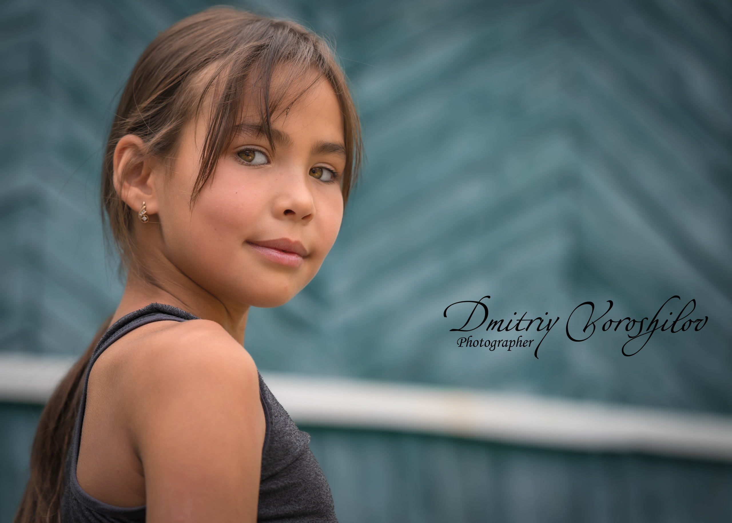 Детский уличный портрет. Фотограф Ворошилов Дмитрий. Эссо. Камчатка