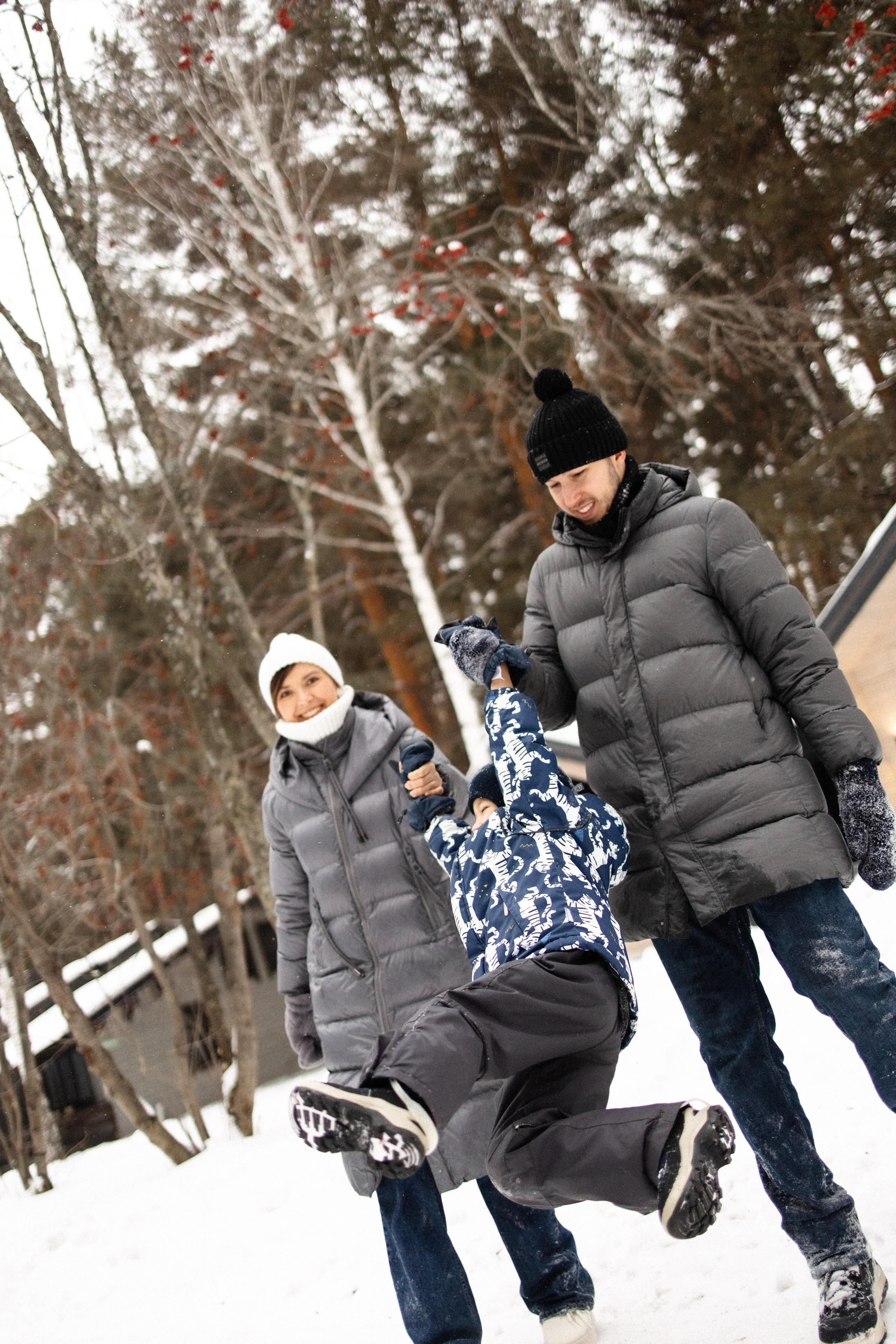 Прогулка в лесу. Свадебный и портретный фотограф в Новосибирске Любовь Исакова