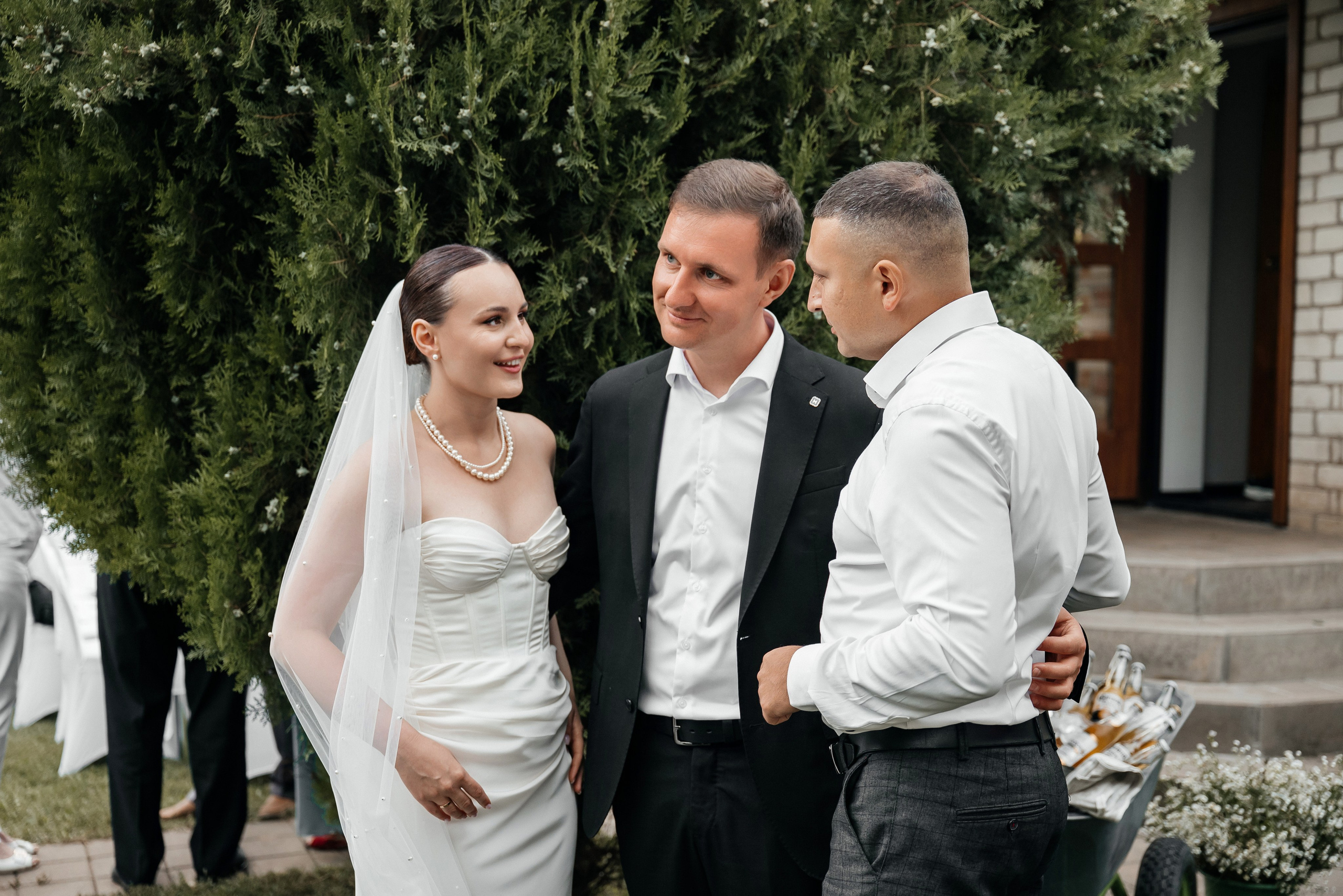 «Свадьба Даши и Артема». Школьный фотограф в Валуйках. Фотосессии для выпускников и изготовление выпускных альбомов в городе Валуйки и в Белгородской области