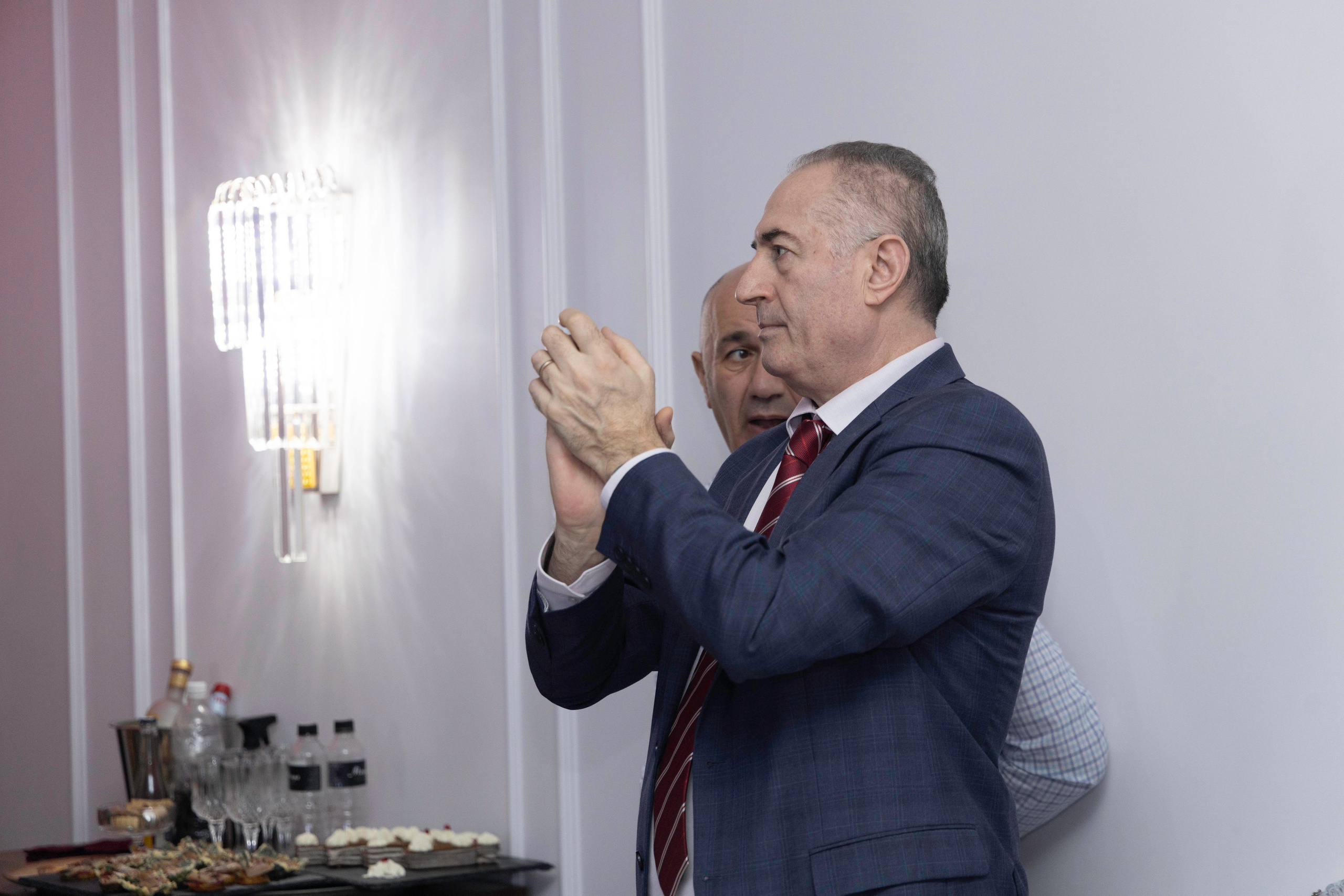 Корпоратив Ресторан «Менуа». Фотограф Olya Posnimay