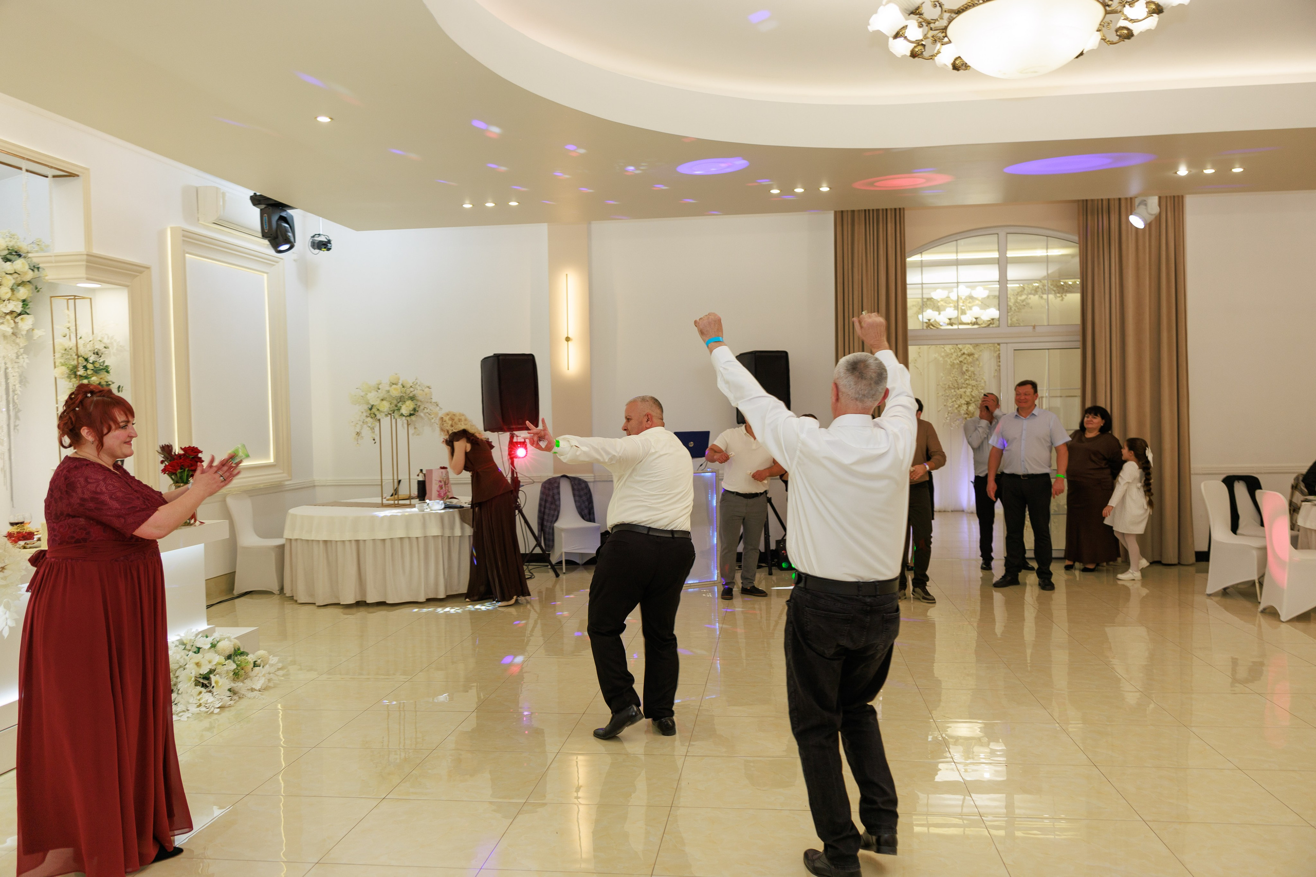 Данил и Сабина банкетный зал Beyaz Hall. Фотограф и видеограф в Крыму и Севастополе