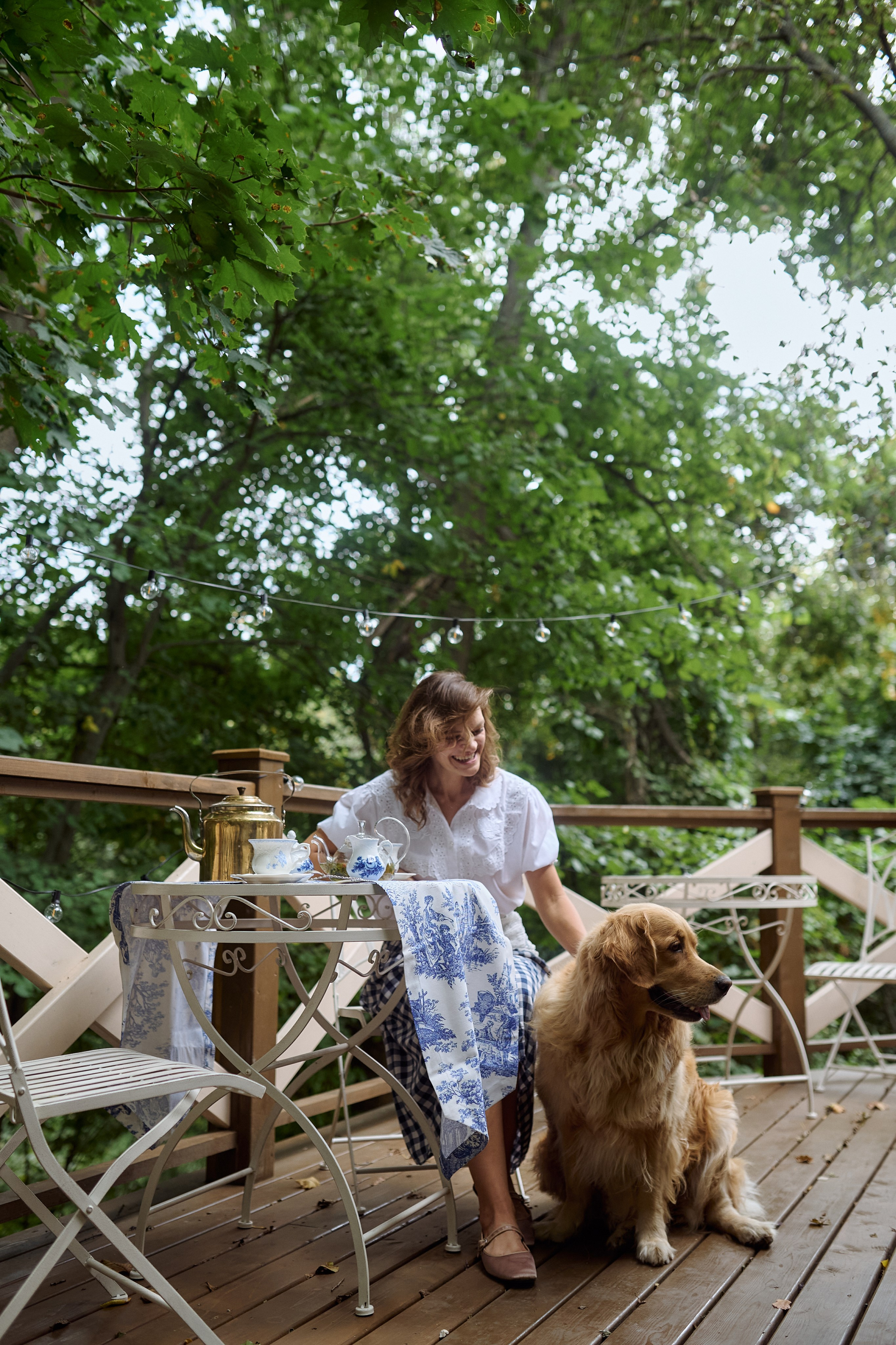 Алёна и Рада в Чайной. Семейный и свадебный lifestyle-фотограф в Москве Мария Петрова