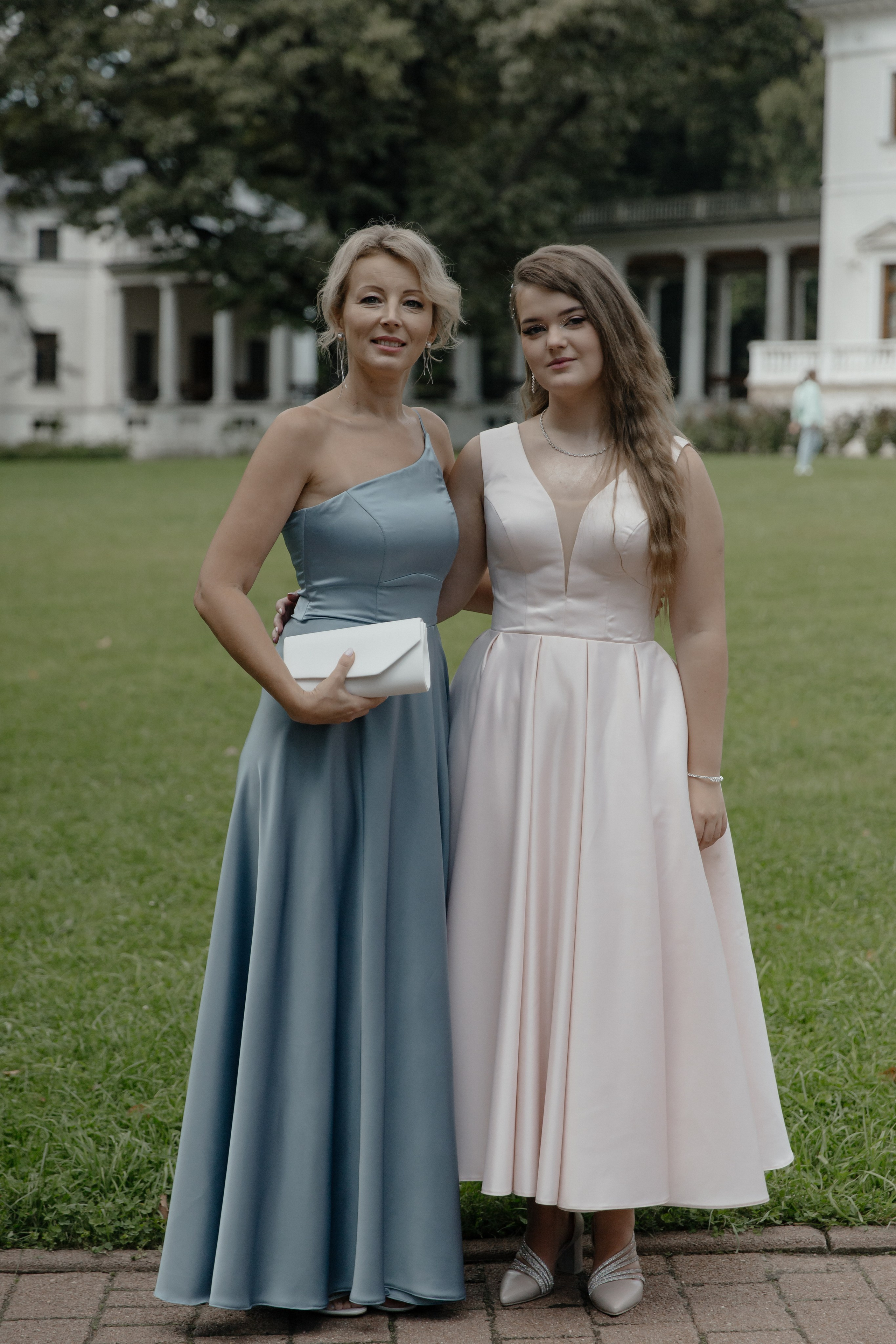 25.08.2024. RETOUCH-HOUSE