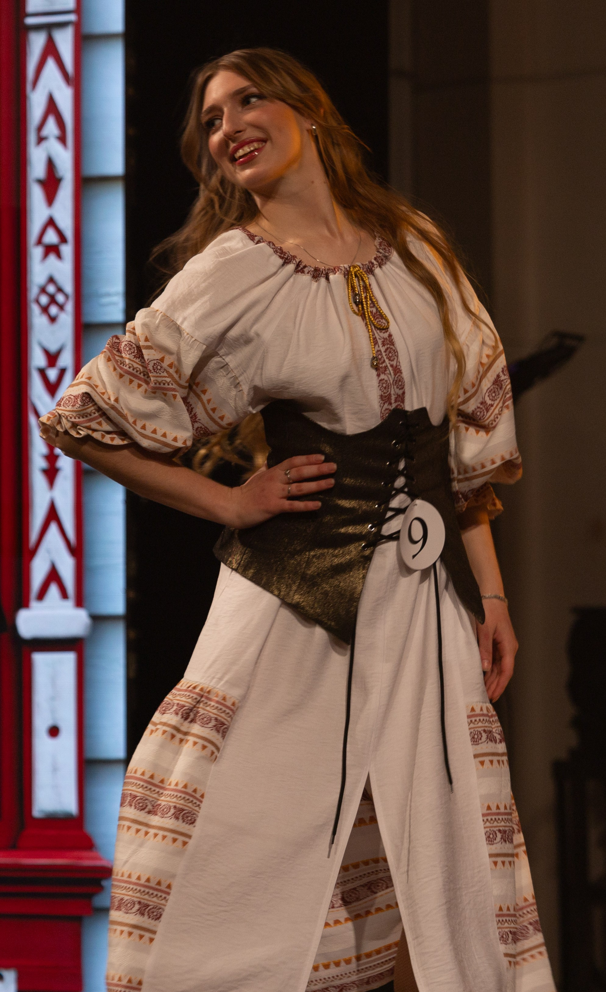 «Кабы я была царицей» Мисс университет. Фотограф Твердохлебова Дарья, г. Санкт-Петербург