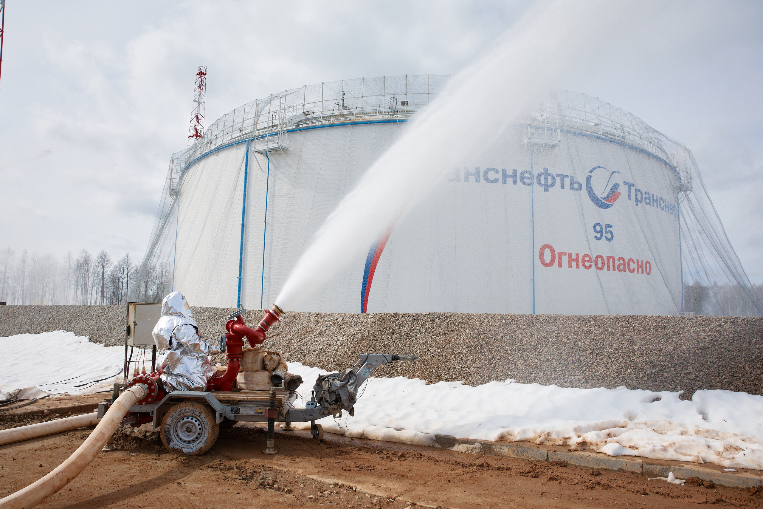 Учения по пожарной безопасности. Мое имя Раиль. Я репортажный фотограф в Казани, так же мой любимый жанр — свадебный фотограф