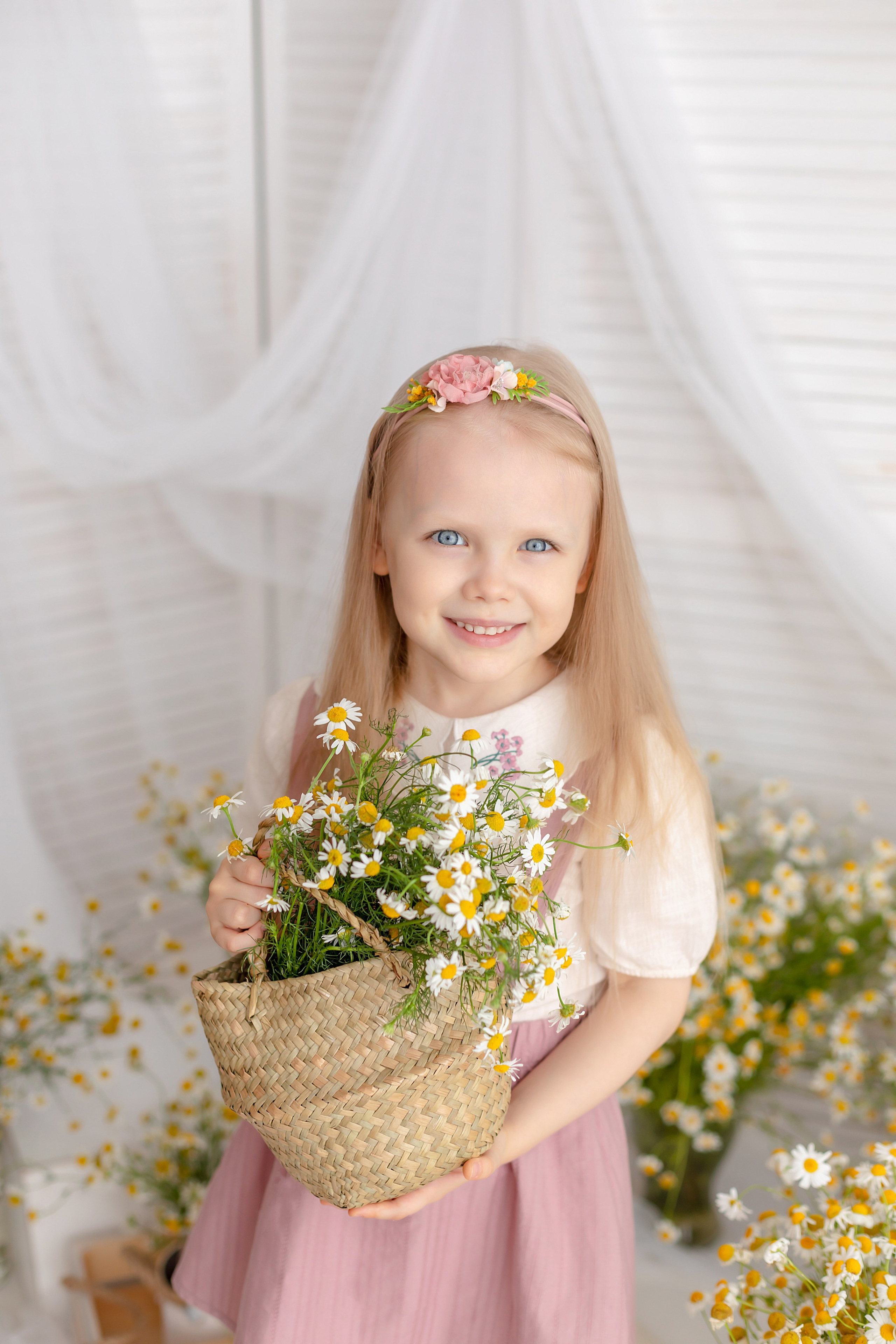 Фотопроекты. Фотограф новорожденных в Тюмени