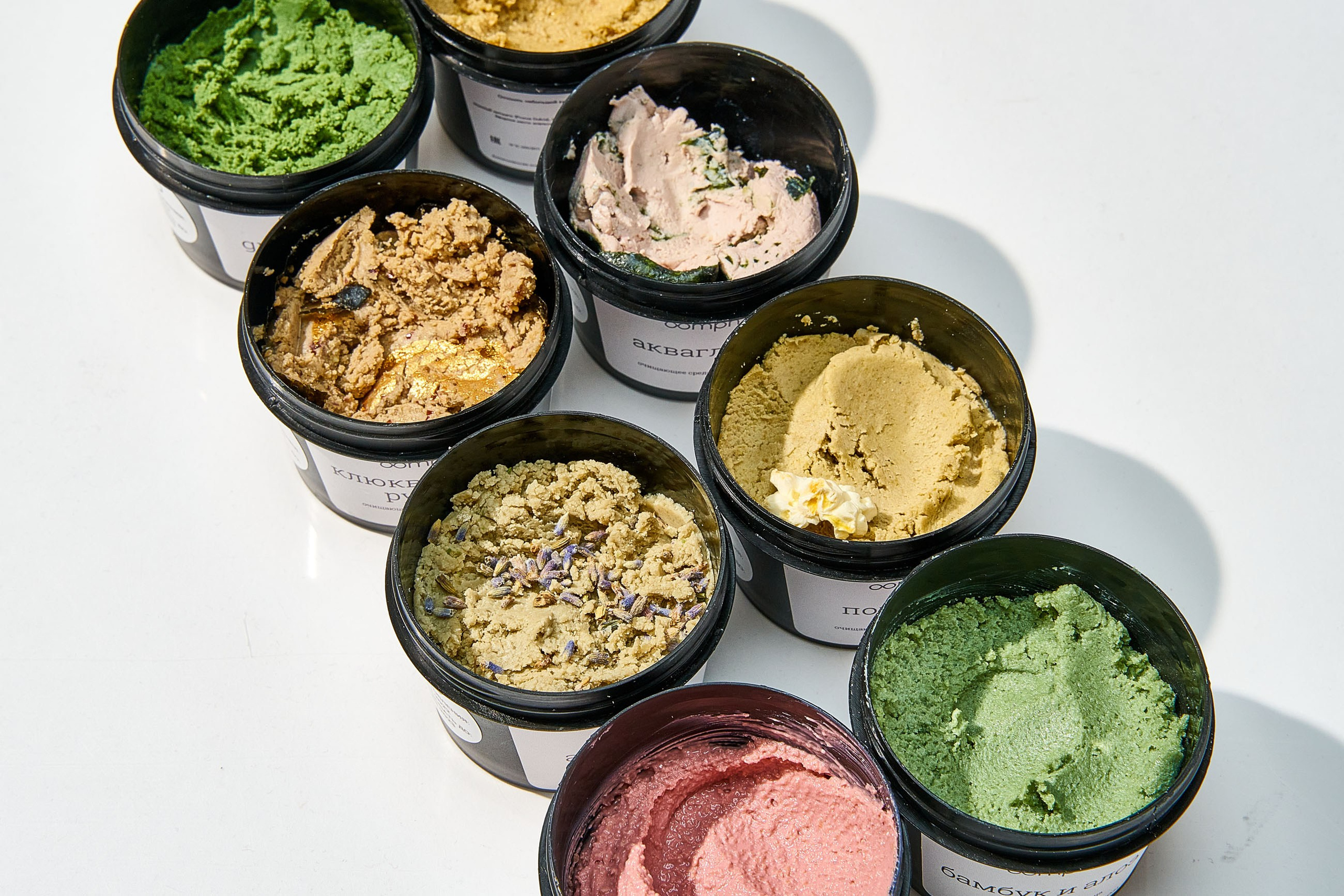 Предметная съемка для бренда OOMPH