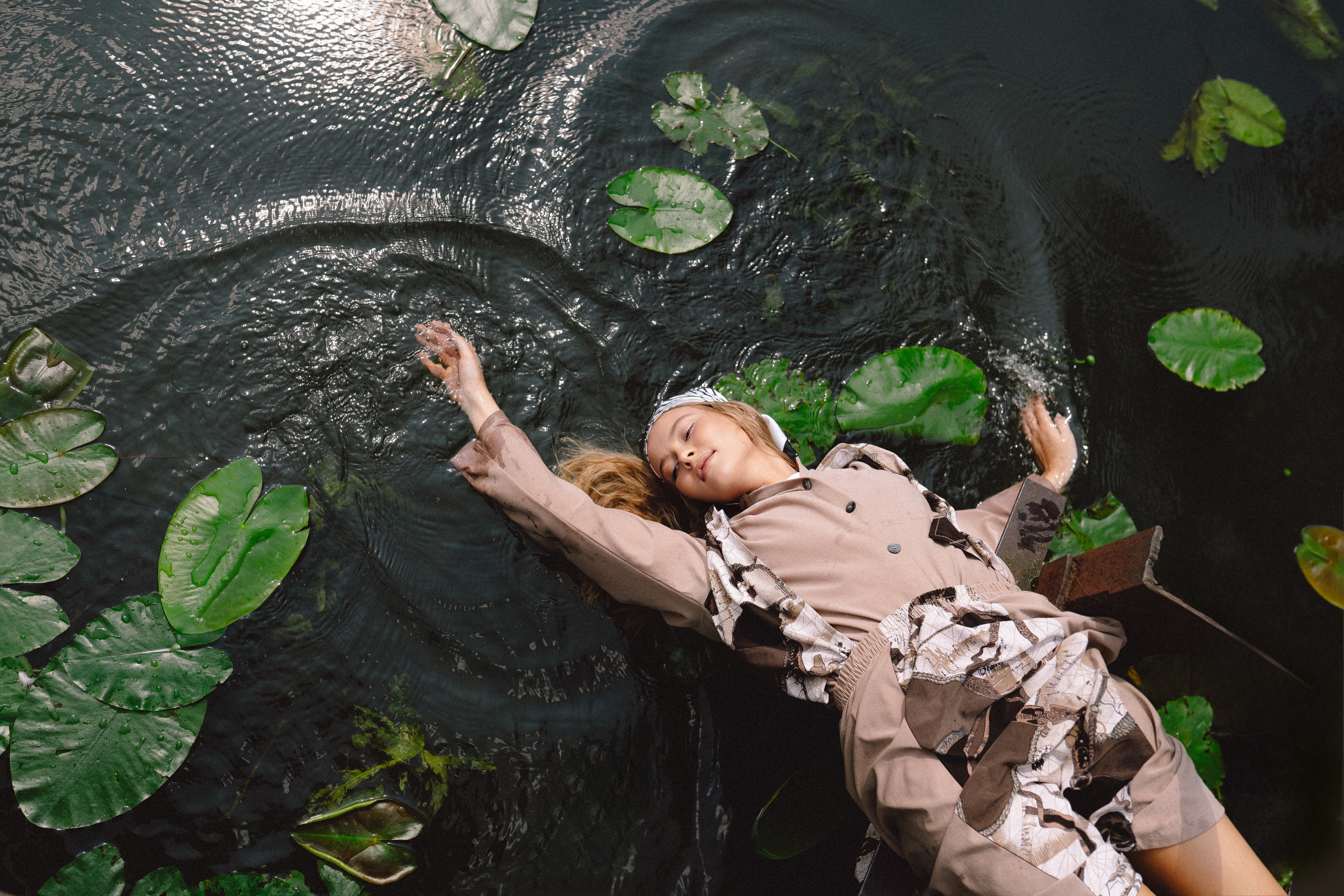 Рыбак рыбака. Андрейко Надежда