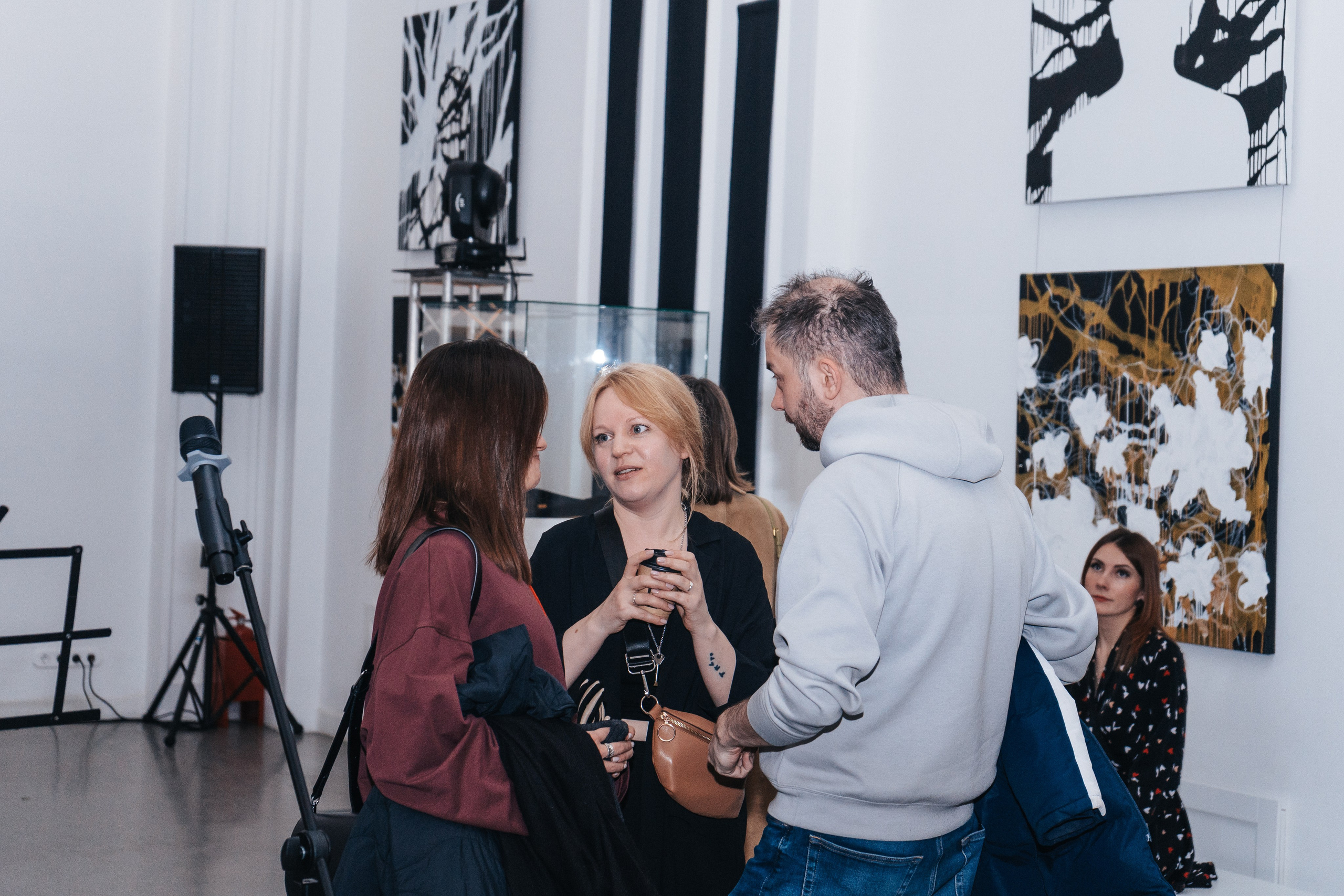 Выставка Юрия Литарова. Всё рождается. Всё продолжается. Портретный фотограф Нижний Новгород