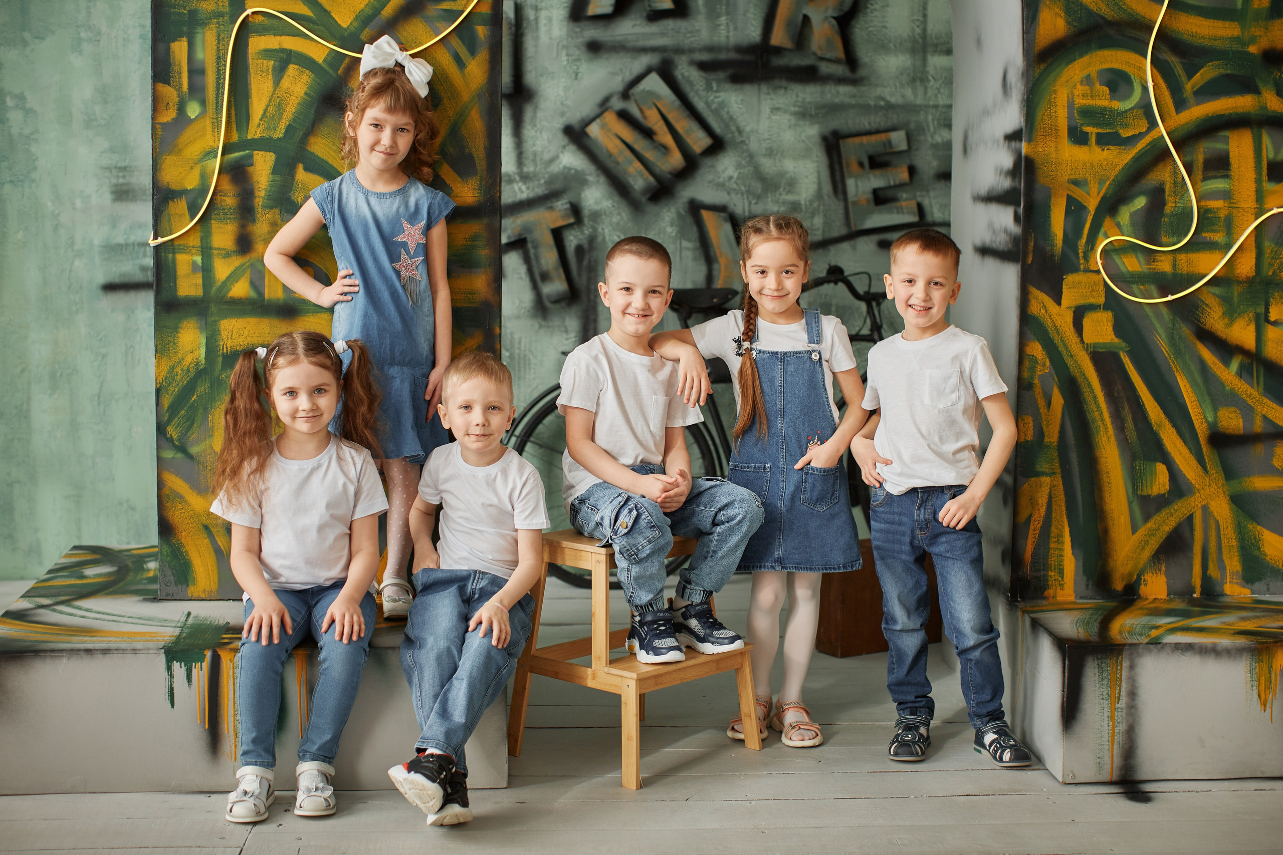 Групповые. Выпускные альбомы в городе Курган для всех