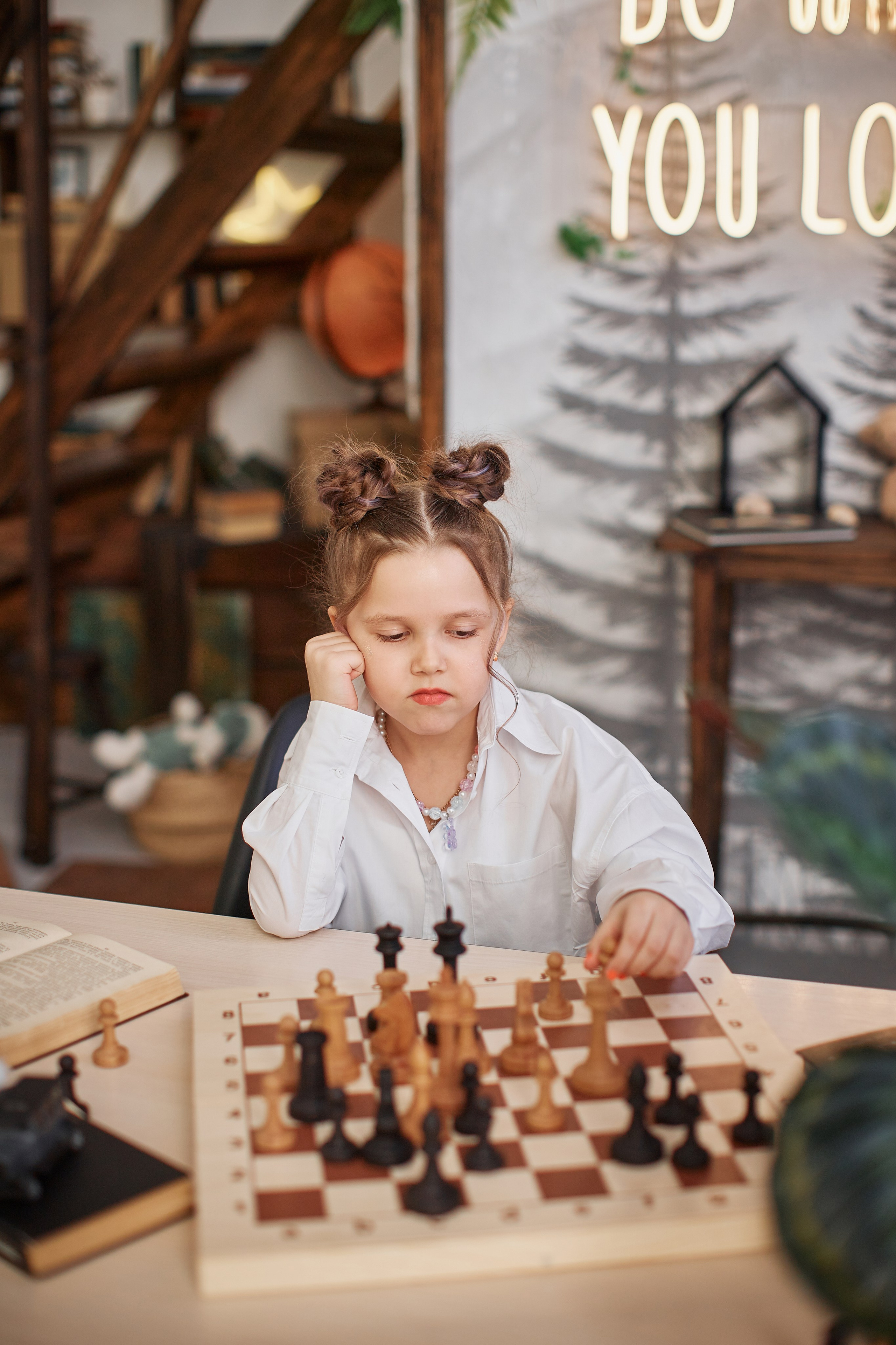 Портреты. Выпускные альбомы в городе Курган для всех