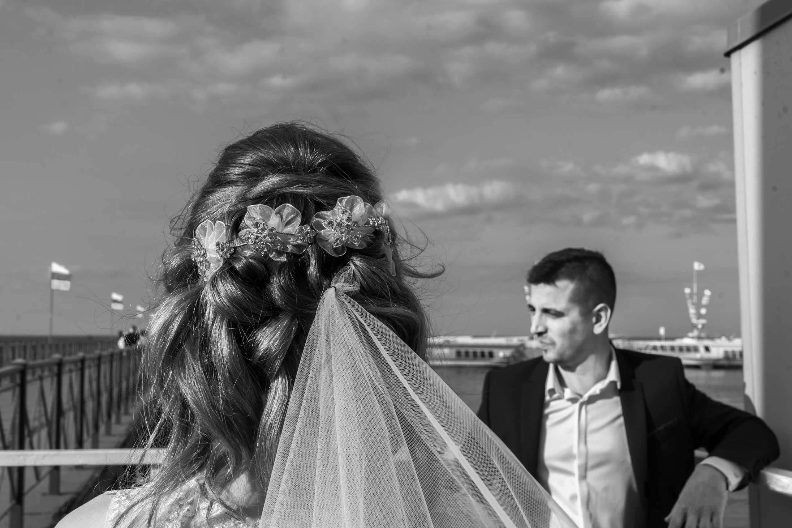 Регистрация в Петергофе, прогулка на метеоре. Елизавета и Роман. Свадебный, семейный и контент фотограф в Санкт- Петербурге Елена Грие