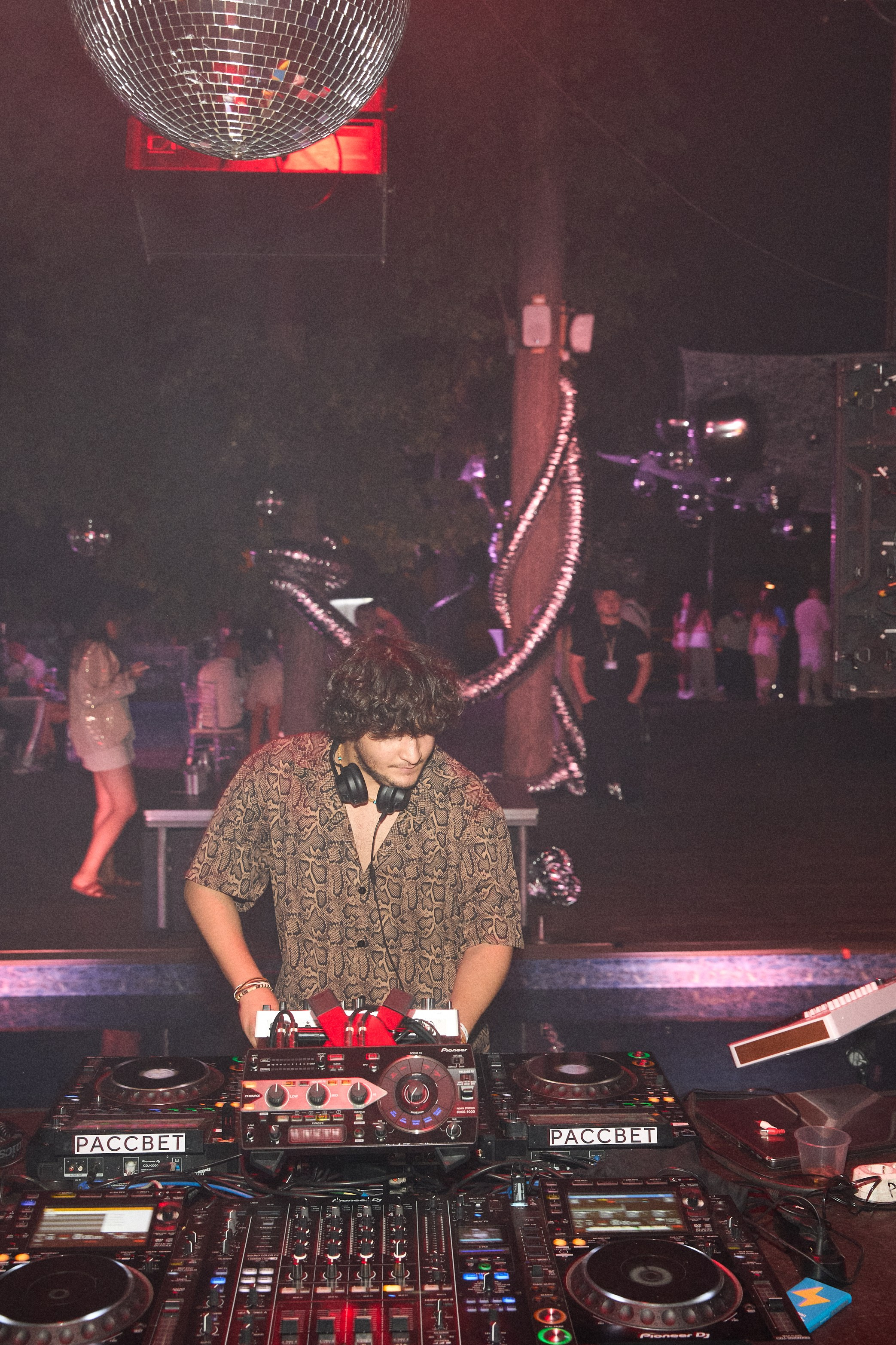 FACE2FACE. Фотограф Максим Маркелов