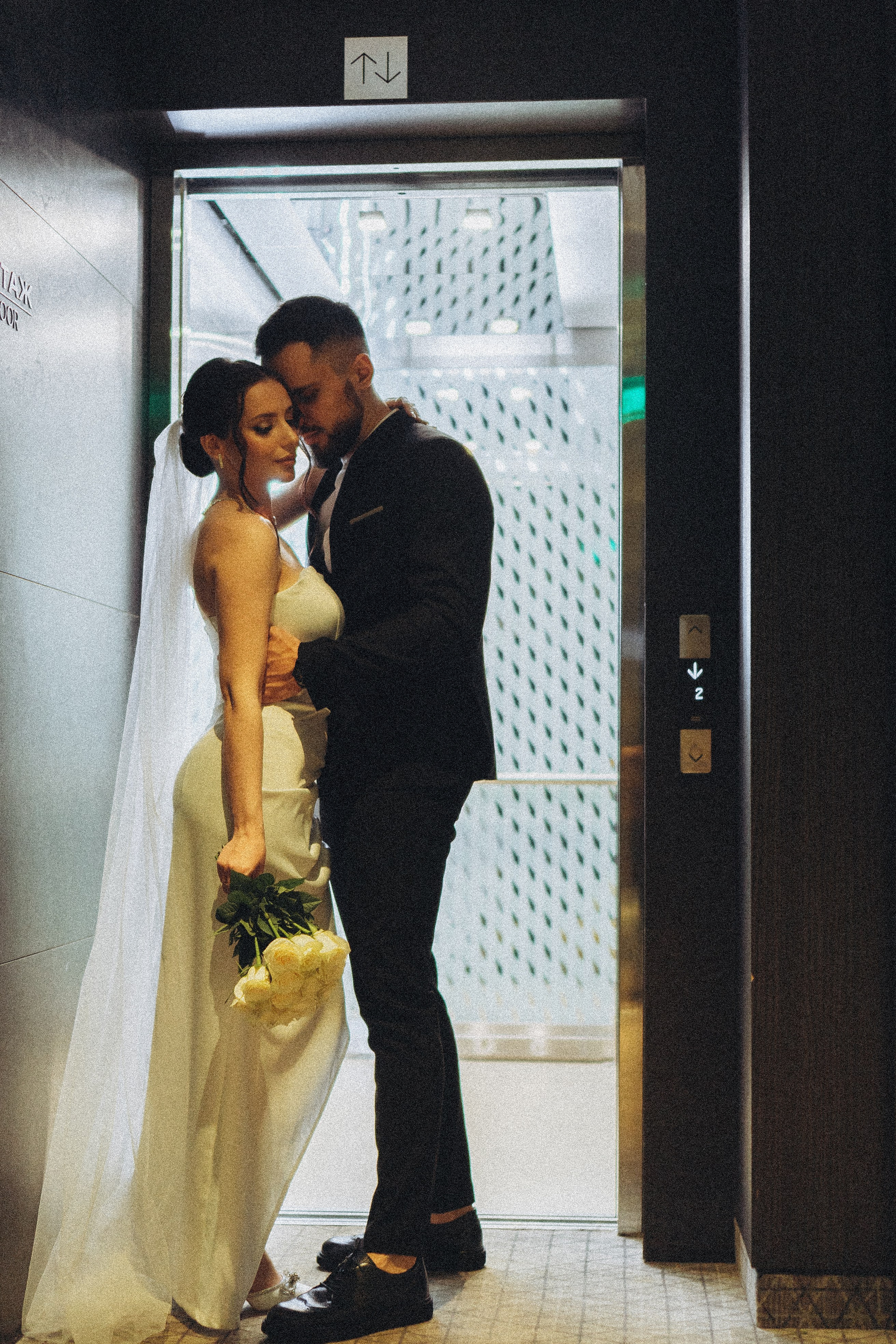 СВАДЕБНАЯ СЬЕМКА СБОРОВ ЖЕНИХА И НЕВЕСТЫ В ОТЕЛЕ И ТАКЖЕ ФОТОСЕССИИЯ В ОТЕЛЕЕ МЕГАПОЛИС БРЯНСК. Профессиональный фотограф, Санкт-Петербург — Виктория Богомолова