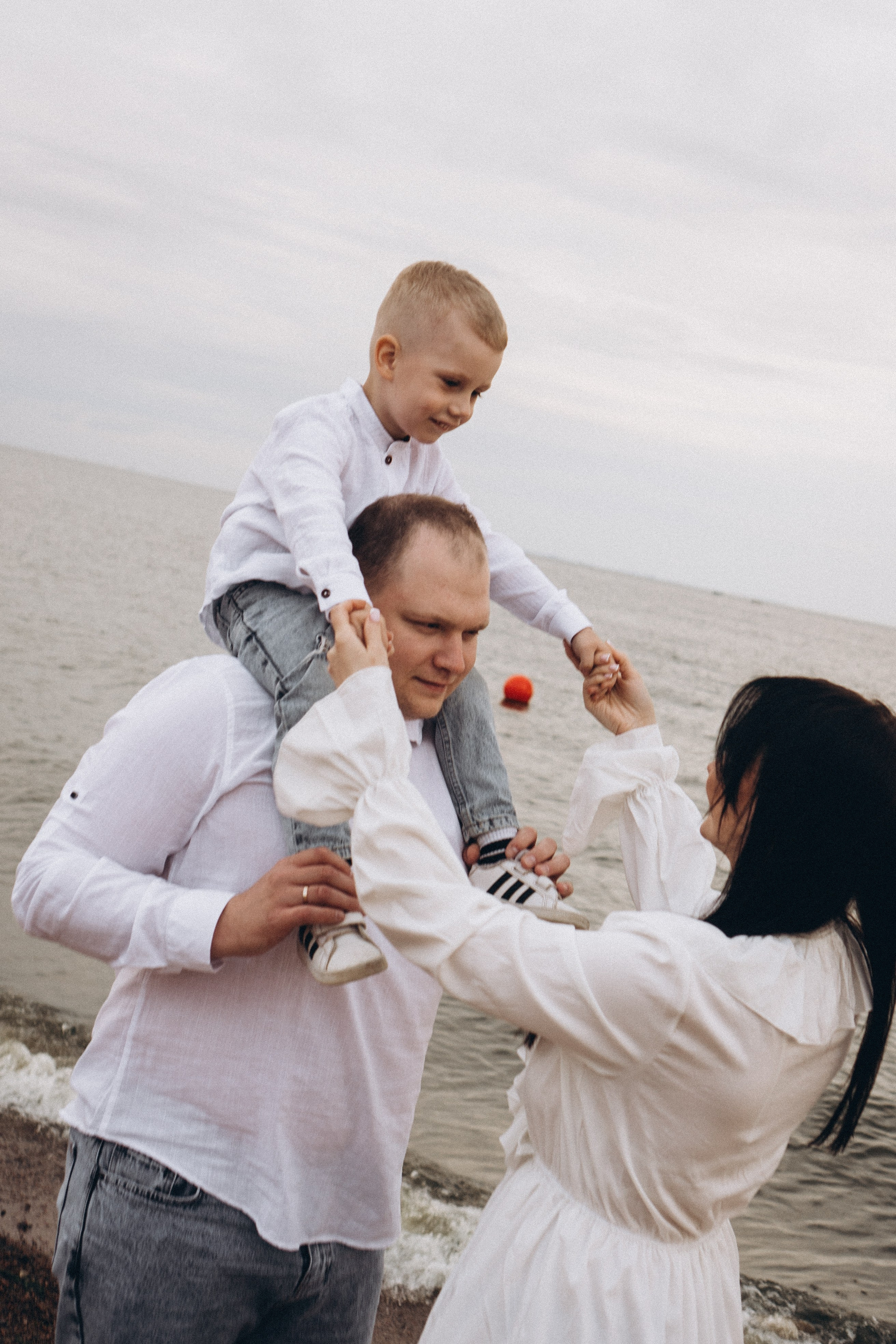 Семейная история на берегу залива. Профессиональный фотограф, Санкт-Петербург — Виктория Богомолова