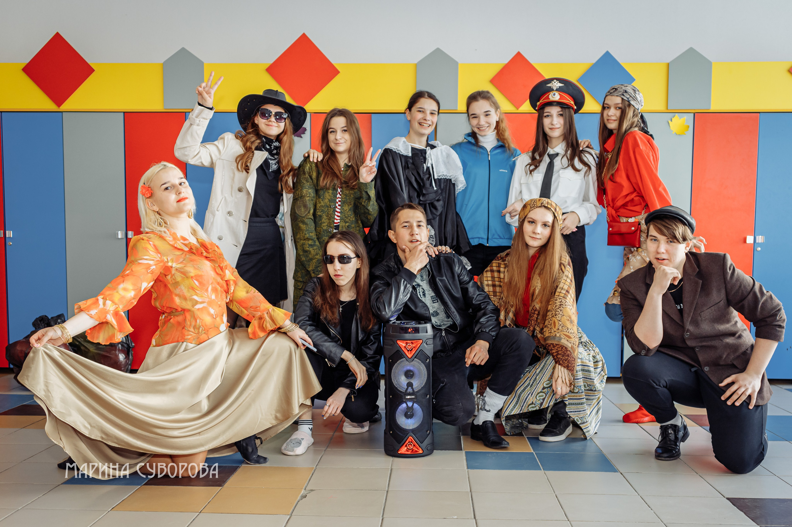 Фото выпуск 11 класс. Свадебный фотограф Марина Суворова и видеооператор Олег Петров