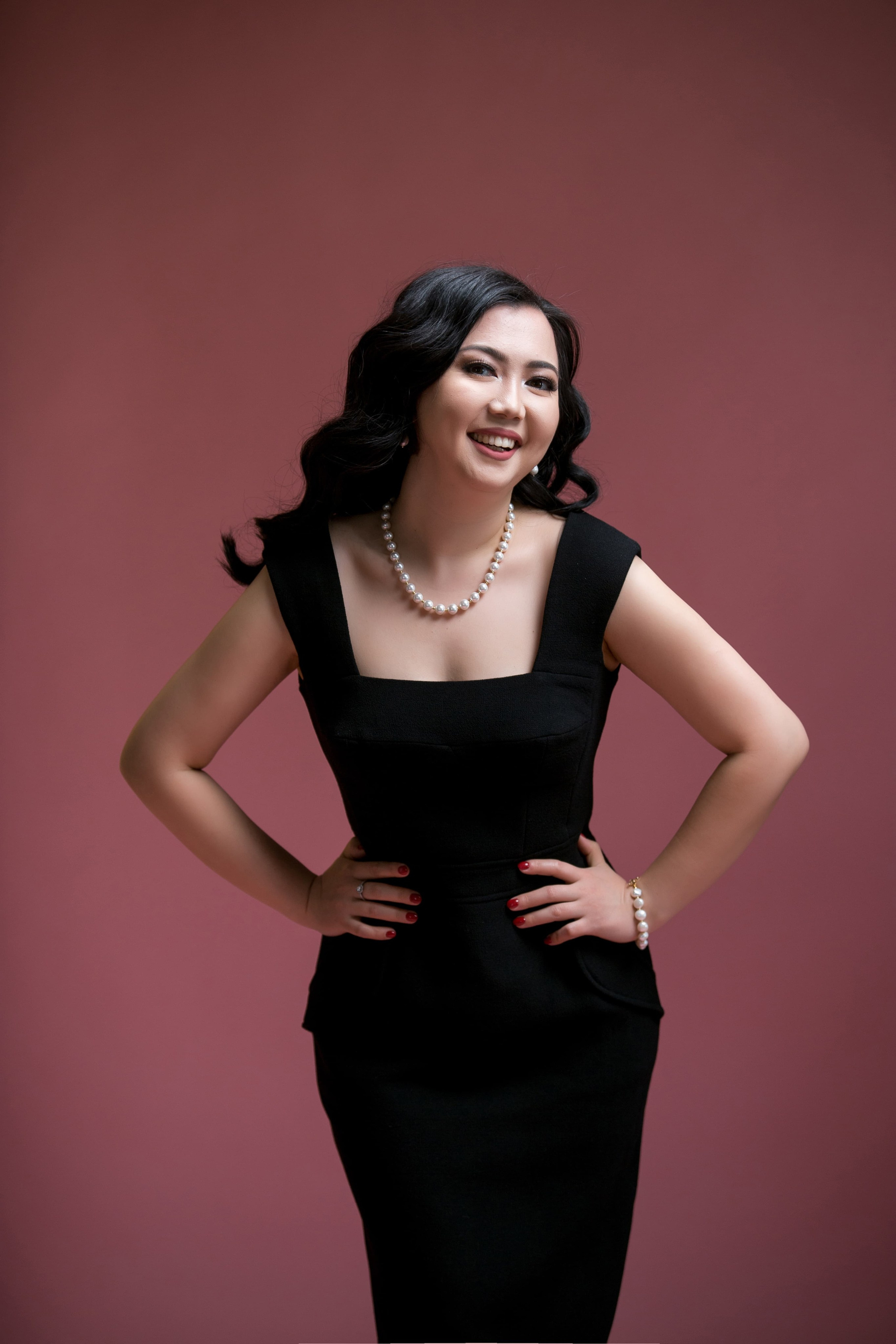 Портрет. Фотостудия в Атырау | Фотограф атырау, Видео, Дрон, съемка в атырау Контент для Бизнеса»