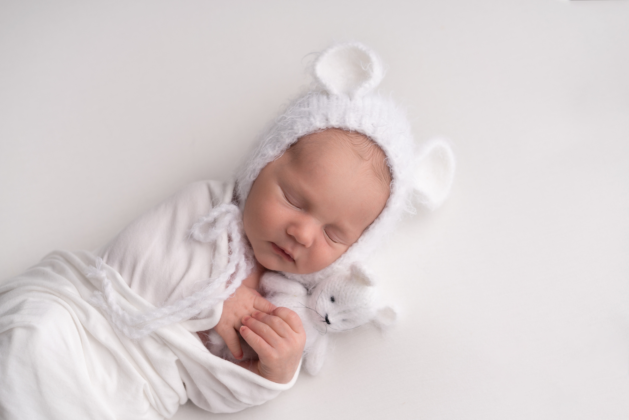 Новорожденный Максимка