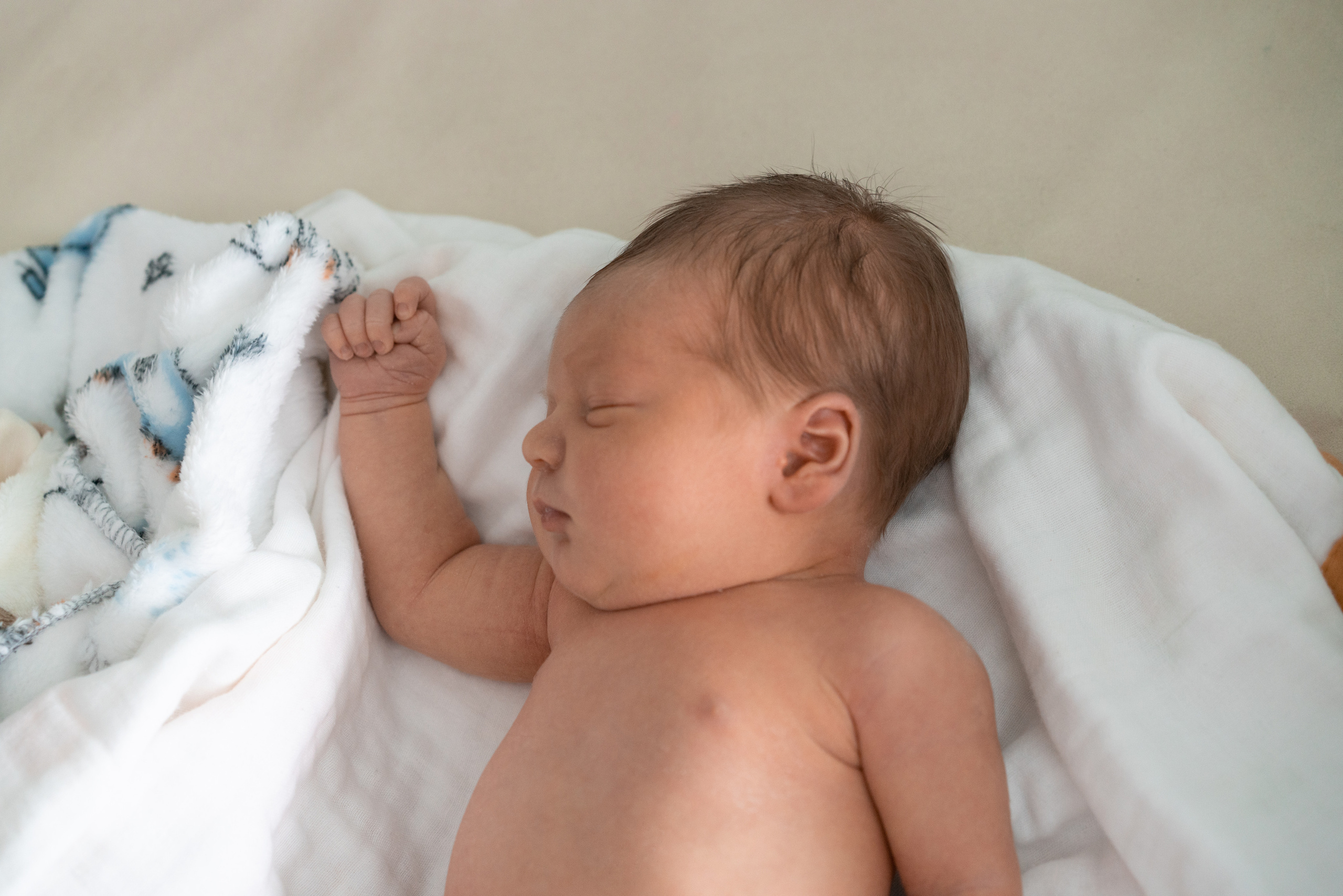 Выписка из роддома Лёвушки