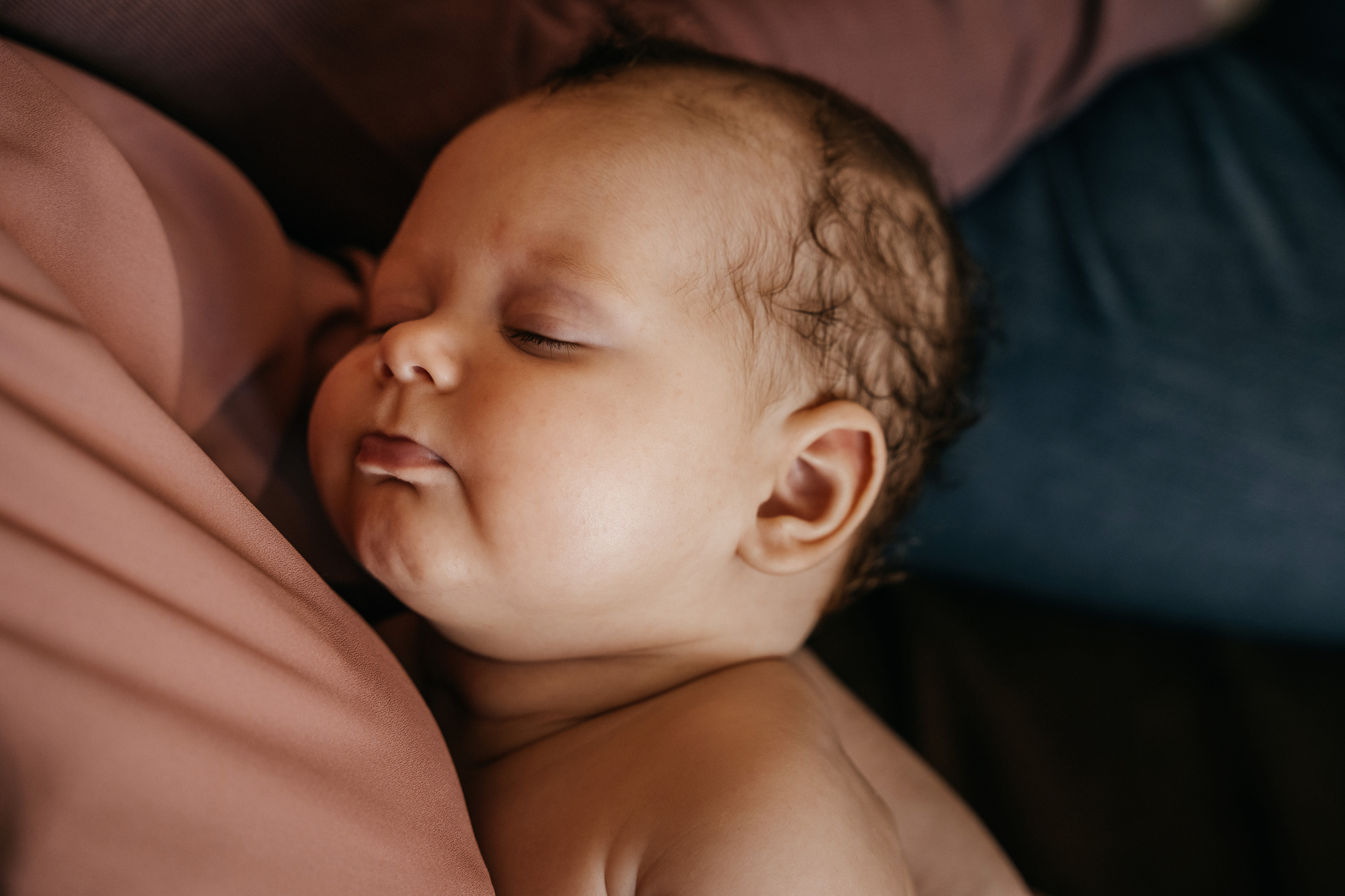 Малышка Кирочка, мама Лена, папа Саша и пушистый котик. Свадебный и семейный фотограф в Нижнем Новгороде Коданева Ольга