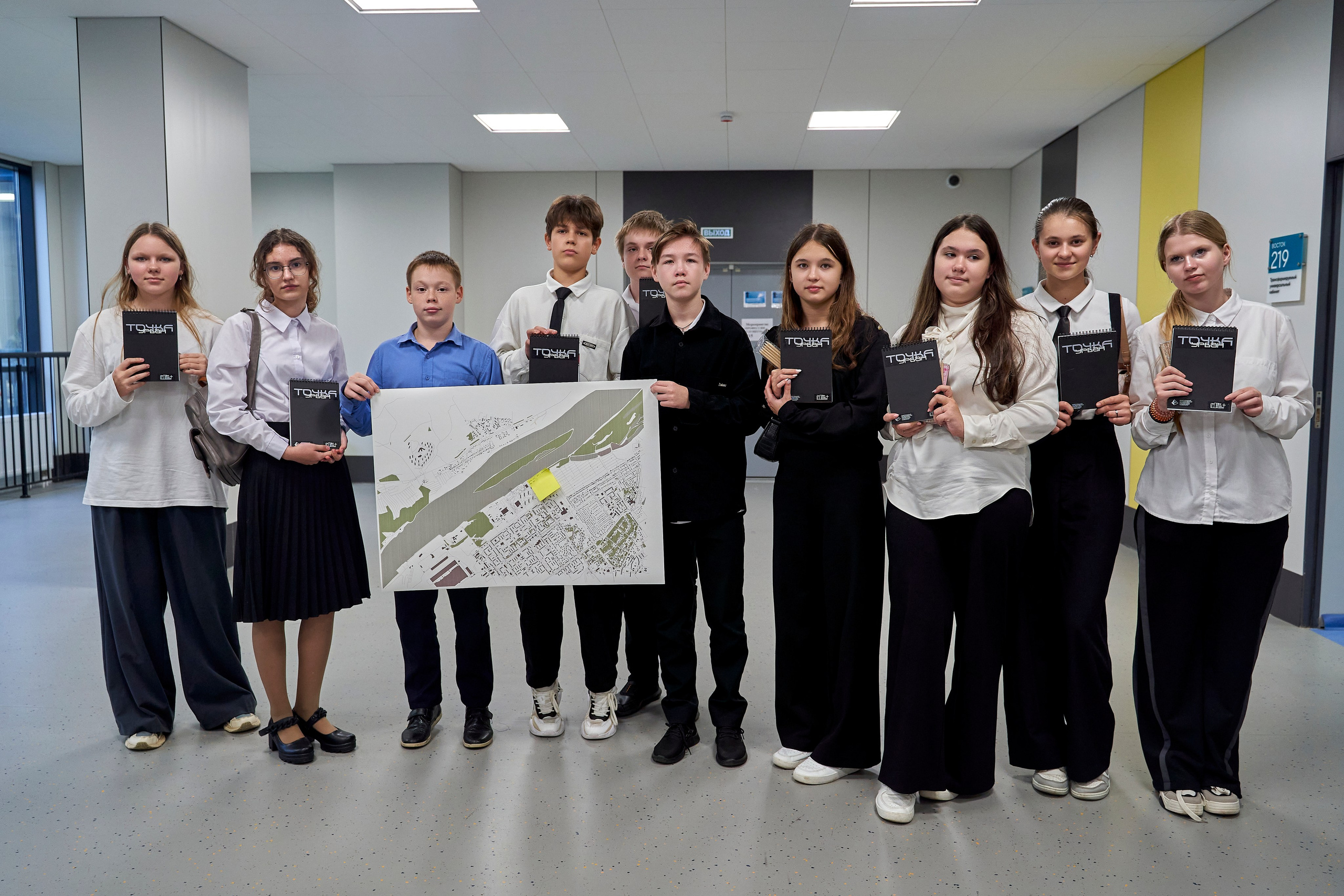 Городская экспедиция «Взрослый взгляд на Нижний» (Эн+ & Точка Урбан). Репортажный фотограф Вилянов Евгений. Нижний Новгород