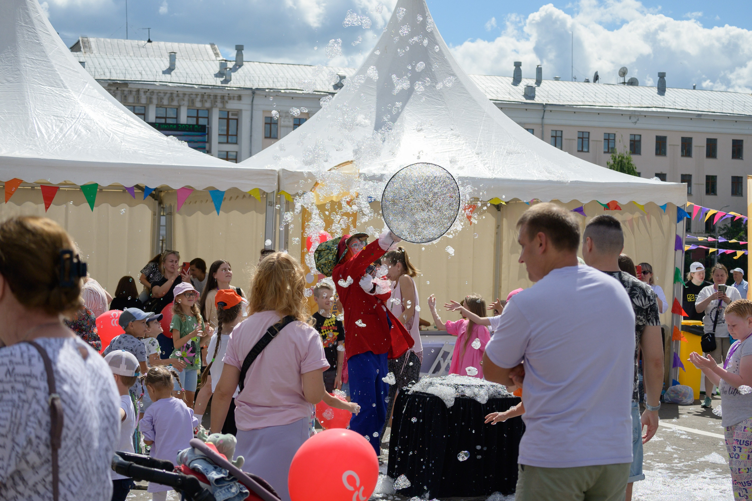 Семейный фитнес-фестиваль «Живи ярко»