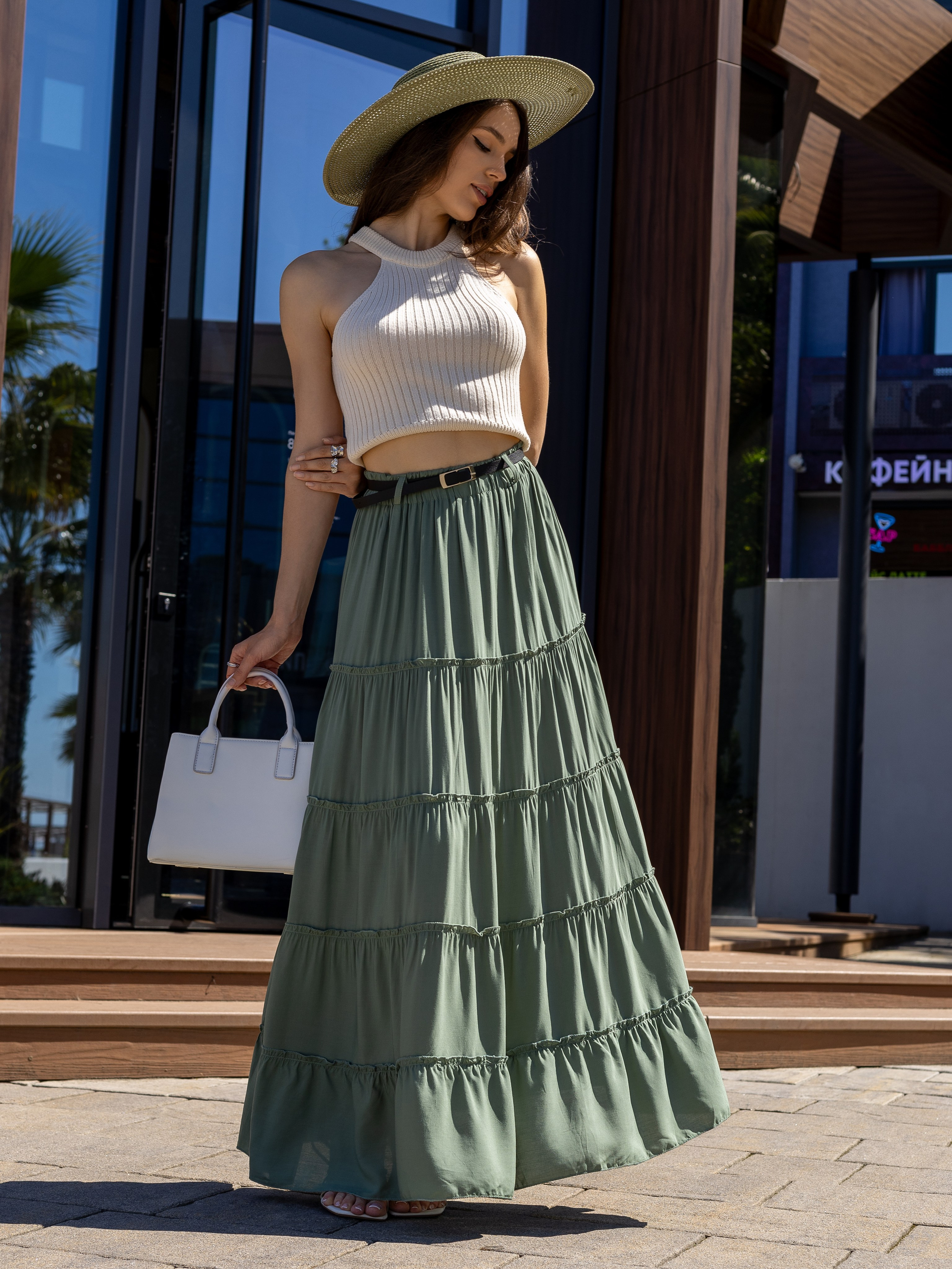 Лиза З. Фото для маркетплейсов в самых сочных локациях города Сочи