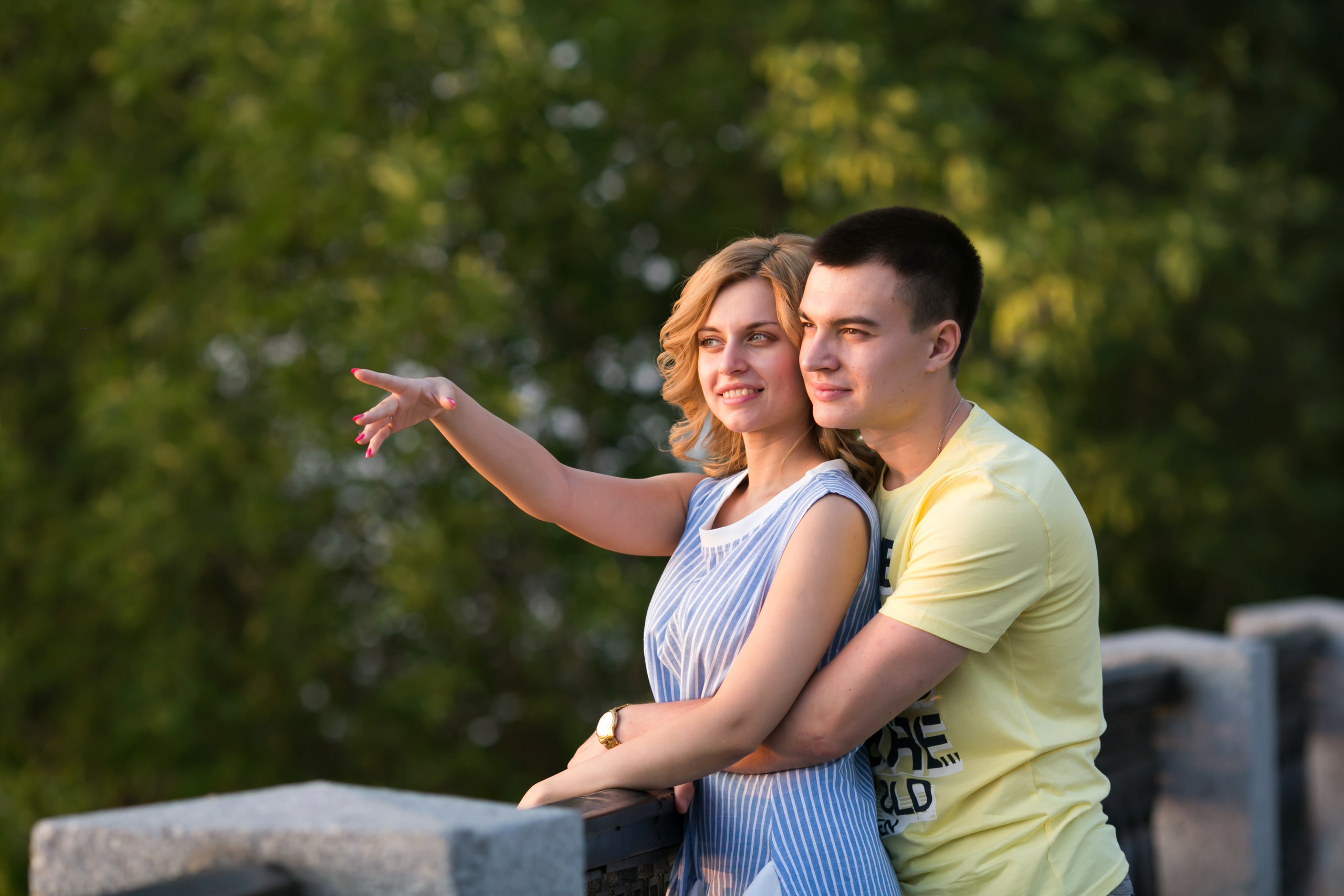 Love Story на набережной в Самаре. Свадебный фотограф, видеограф в Самаре, Самарской области. Видеосъемка