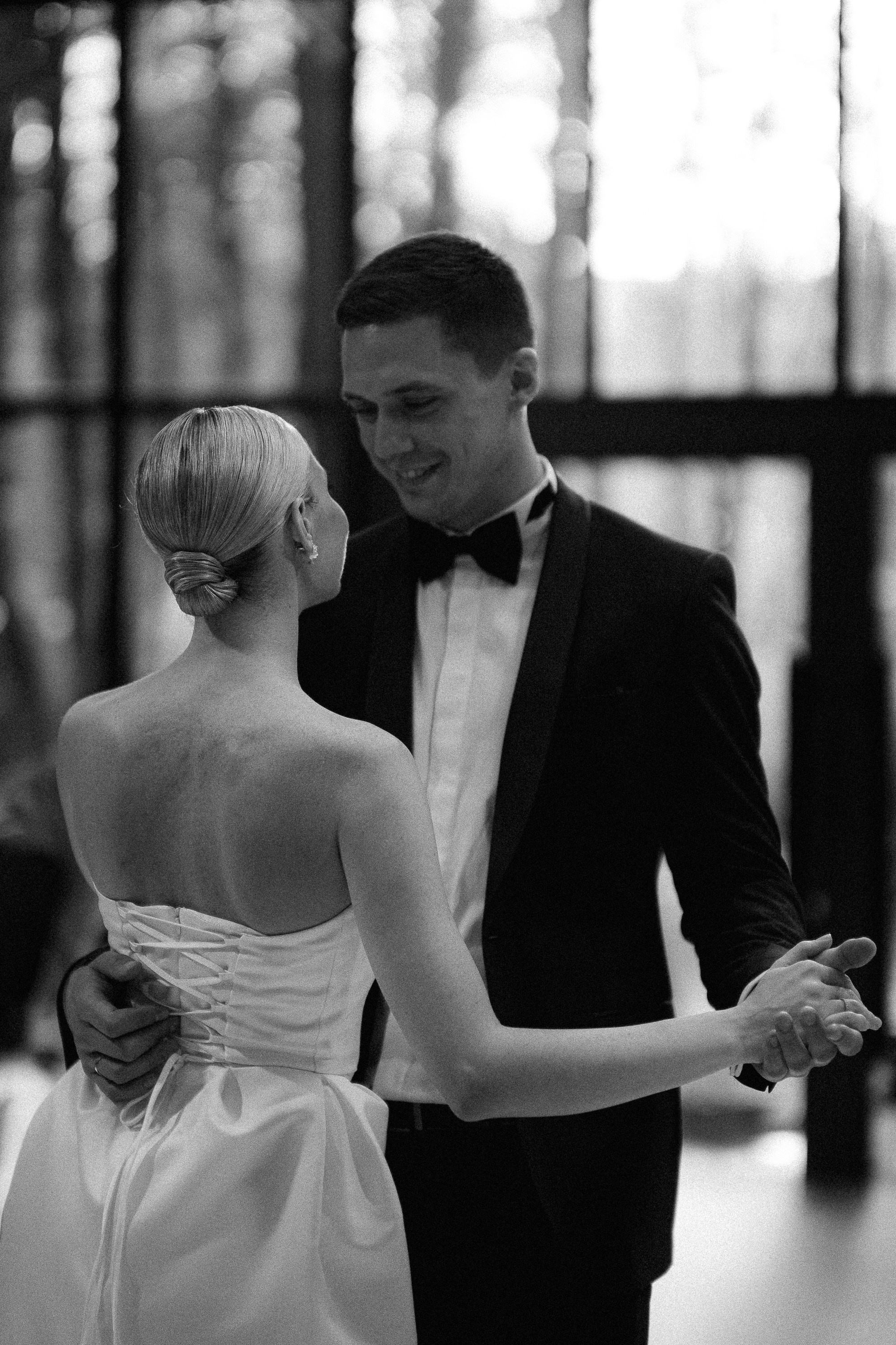 Love is all Around. Сентиментальная свадебная фотография