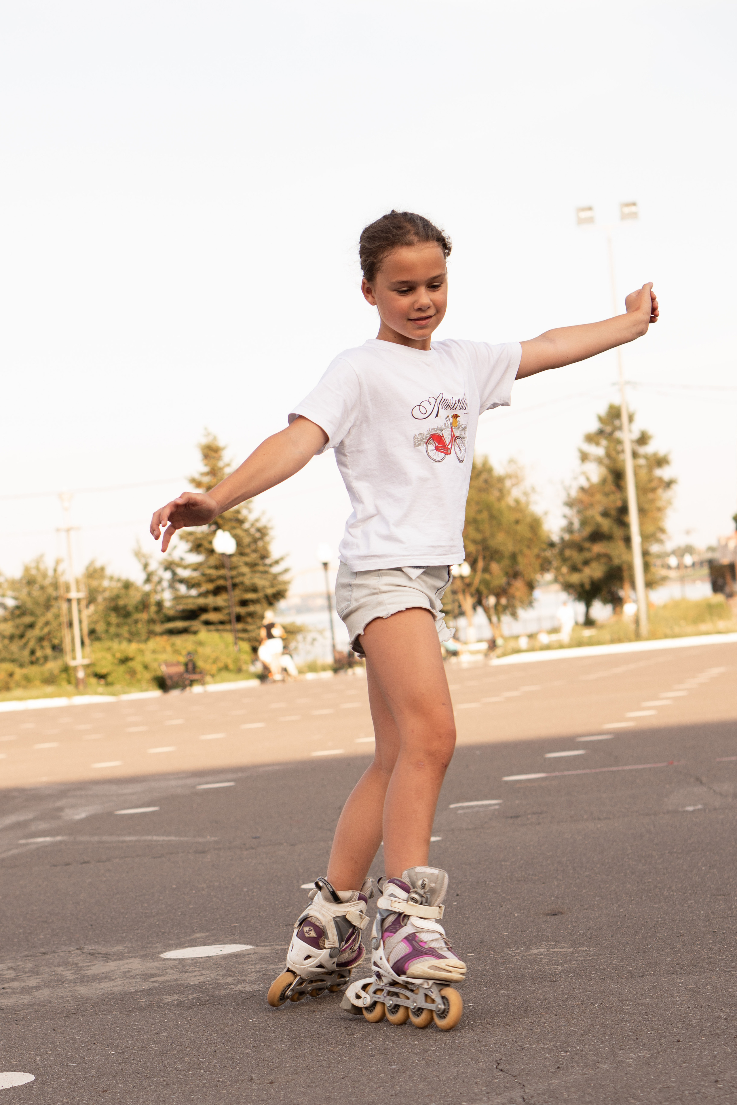 ролики, девочканароликах