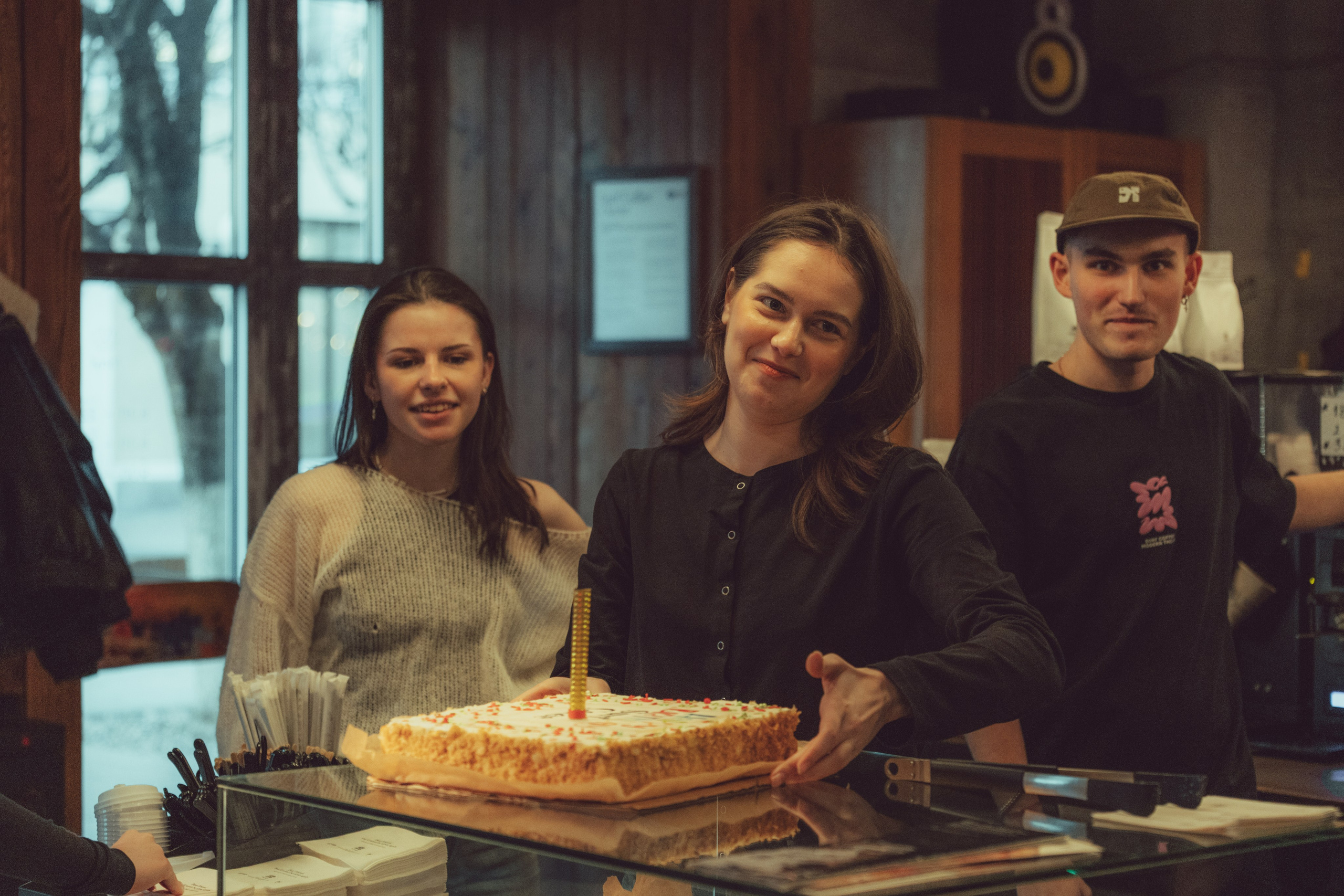 День рождения Surf x Vinyl — Смоленск 22.03.2025. KiPPER Gallery — Фотограф