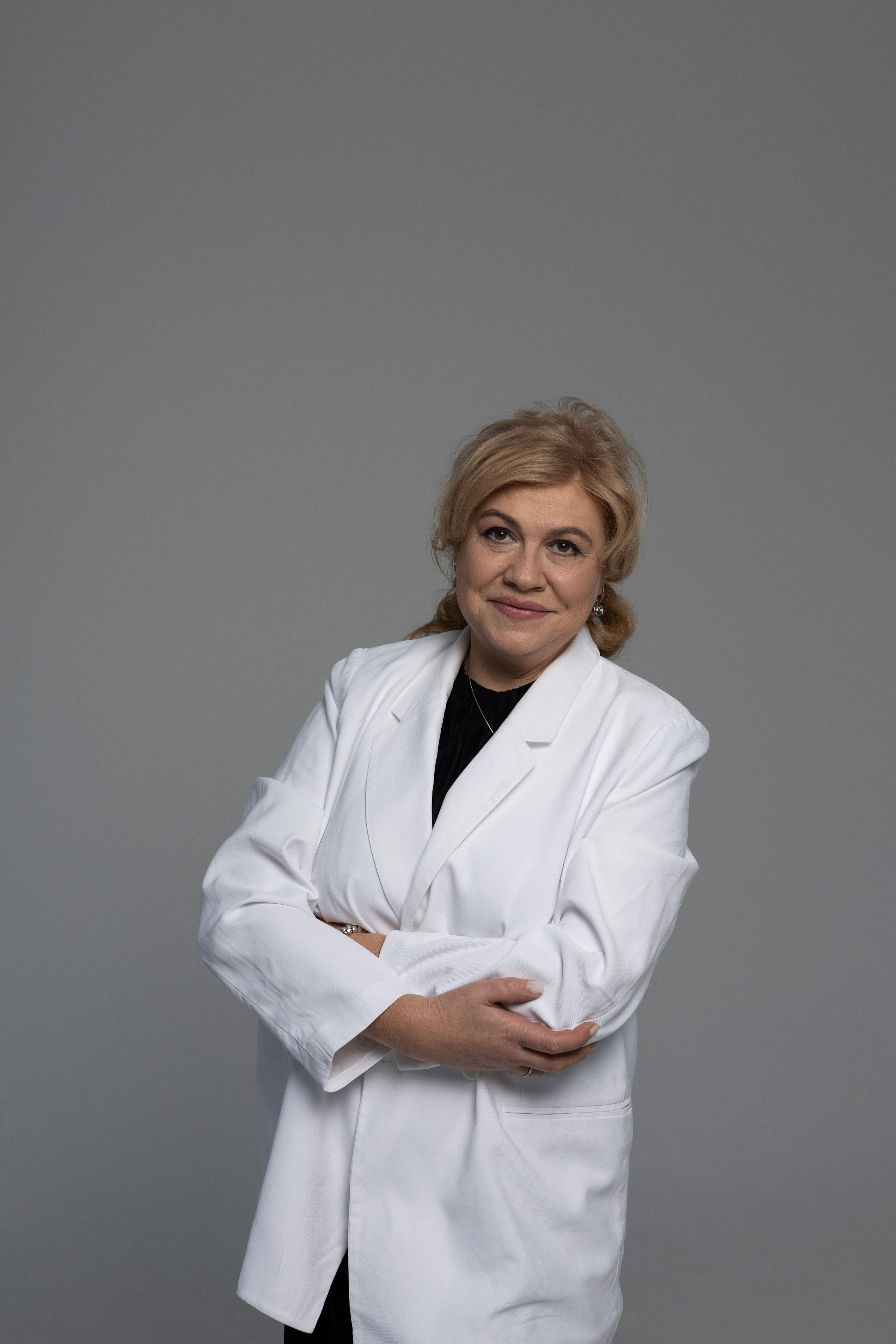 Студийная съемка. Привет, меня зовут Юлия Великая!