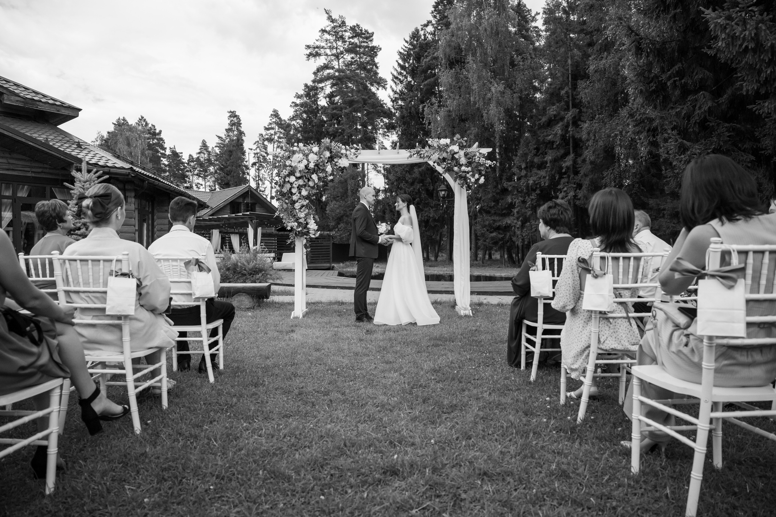 Полина и Дмитрий, загородный клуб «Барин», ЗАГС в г. Пушкино. Свадебный и репортажный фотограф (Москва, Королев и другие)