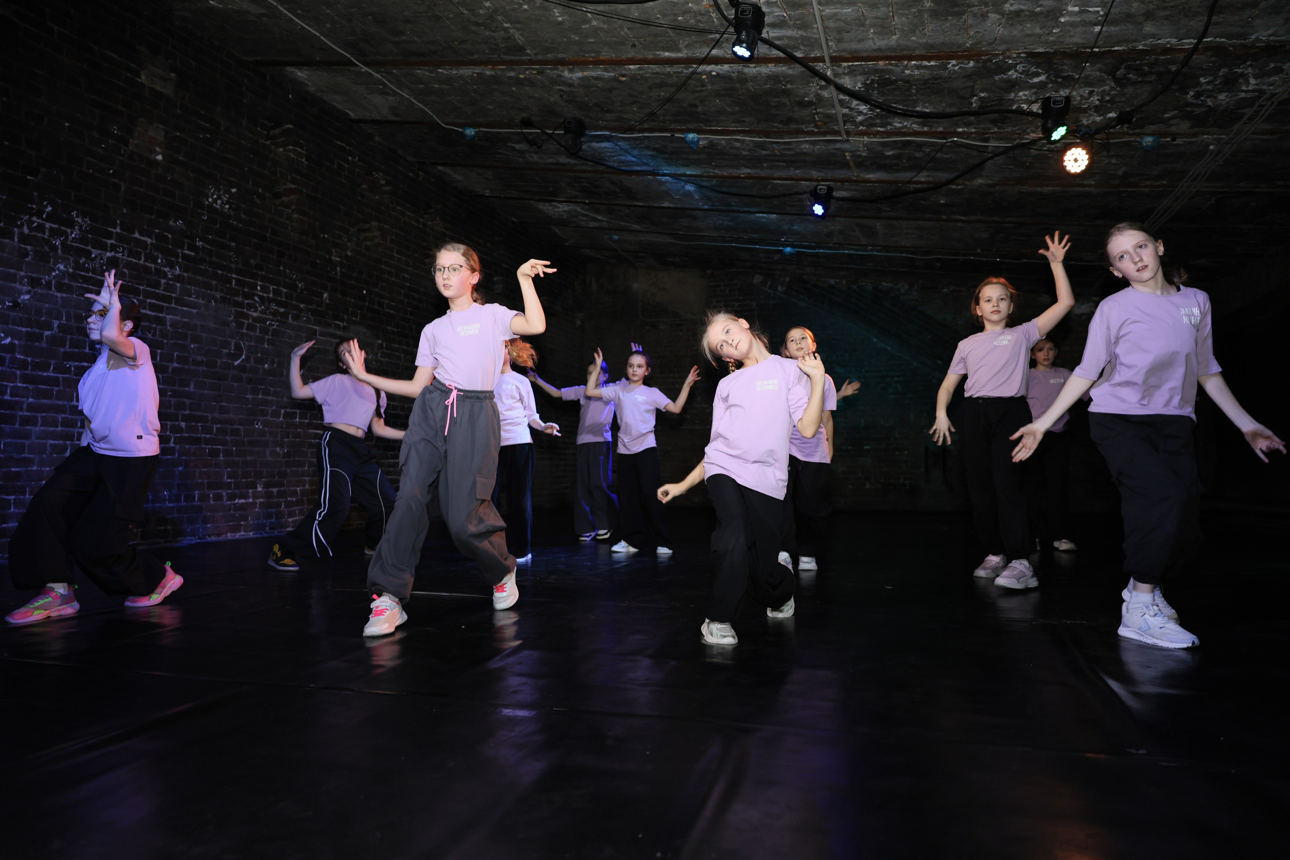 Новогодние танцы. Главная