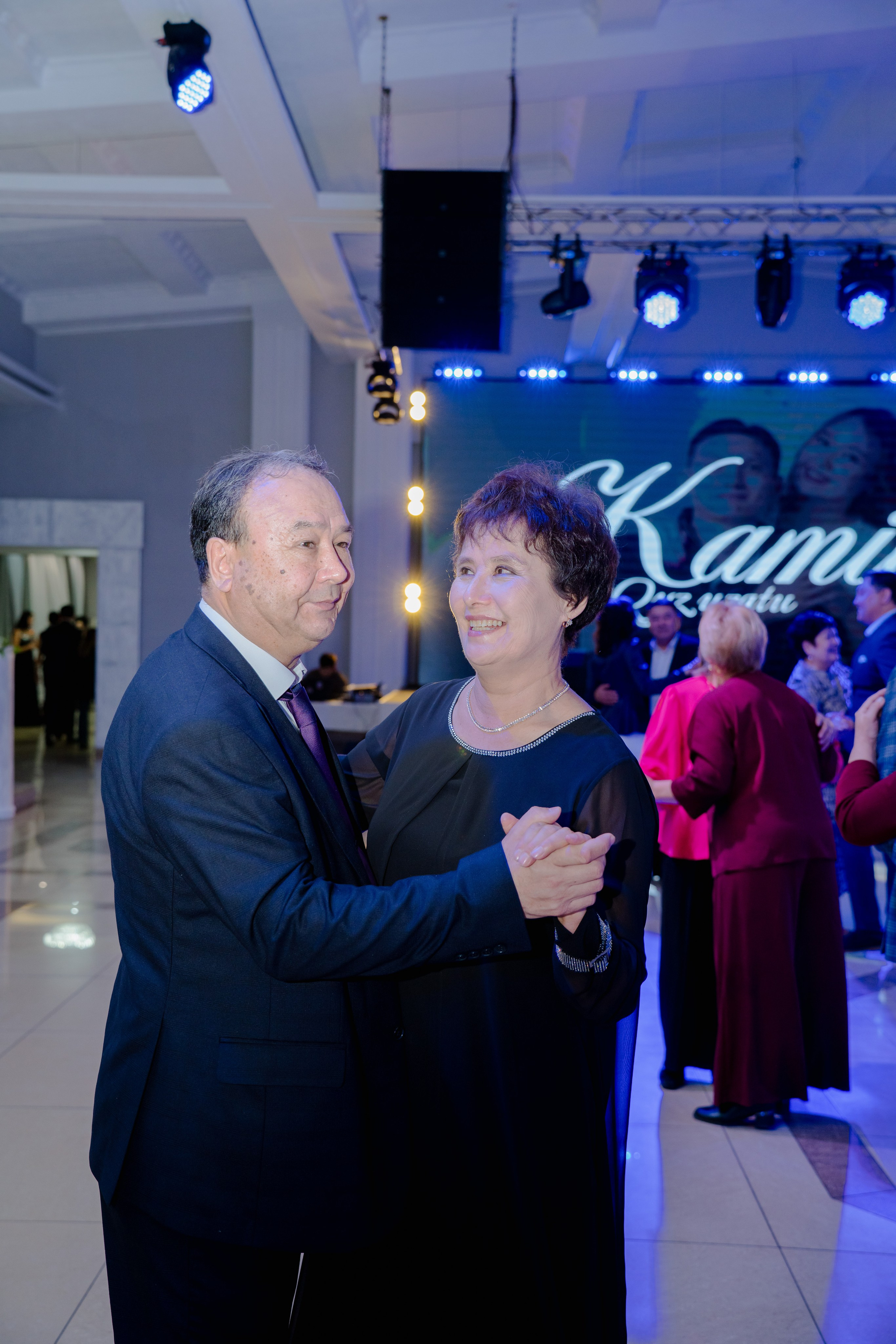 KAMILLA QYZ UZATU. Nomad media