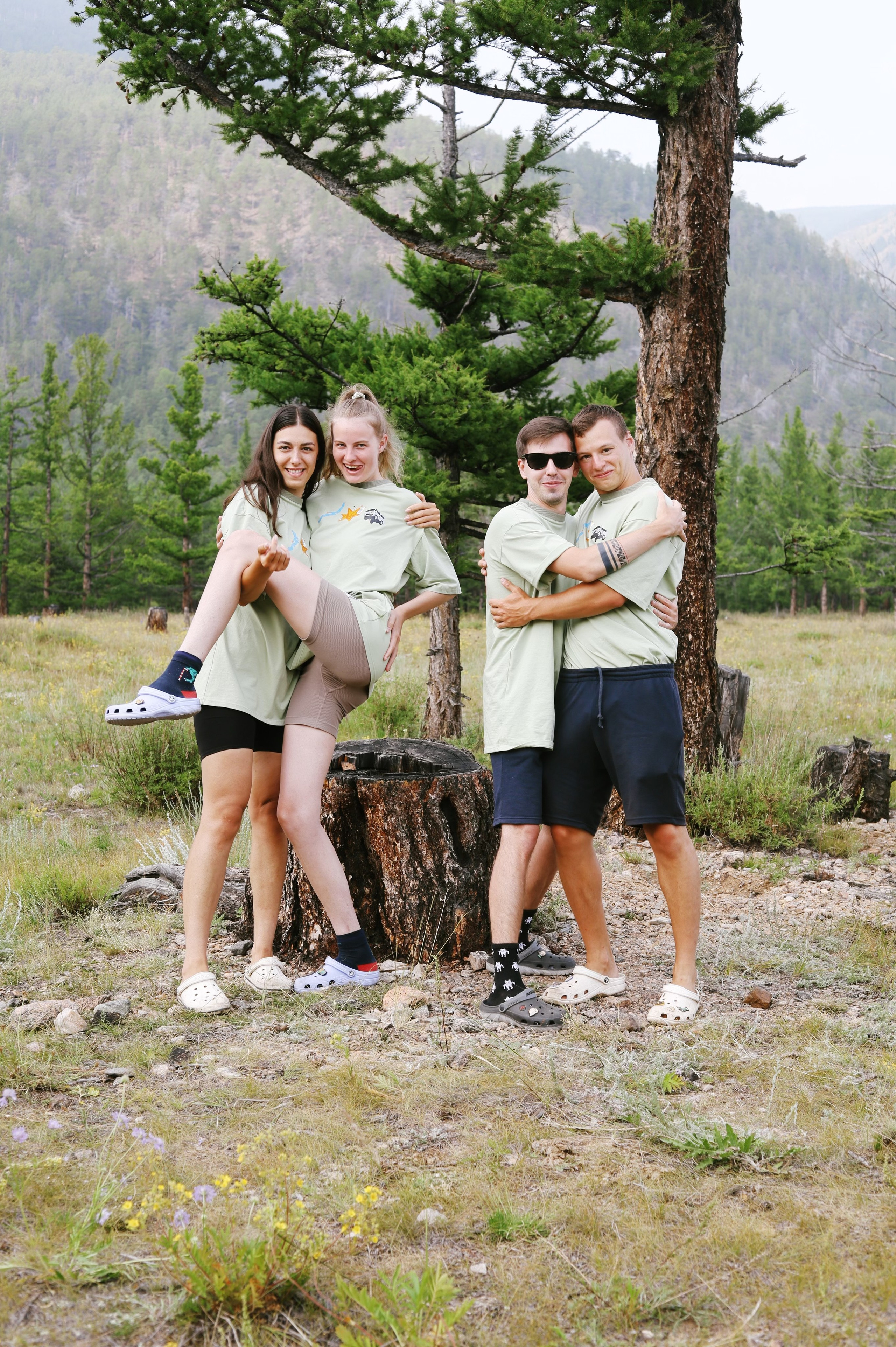 Лето 2024 / палатки. 1642 — первый лагерь для взрослых на Байкале