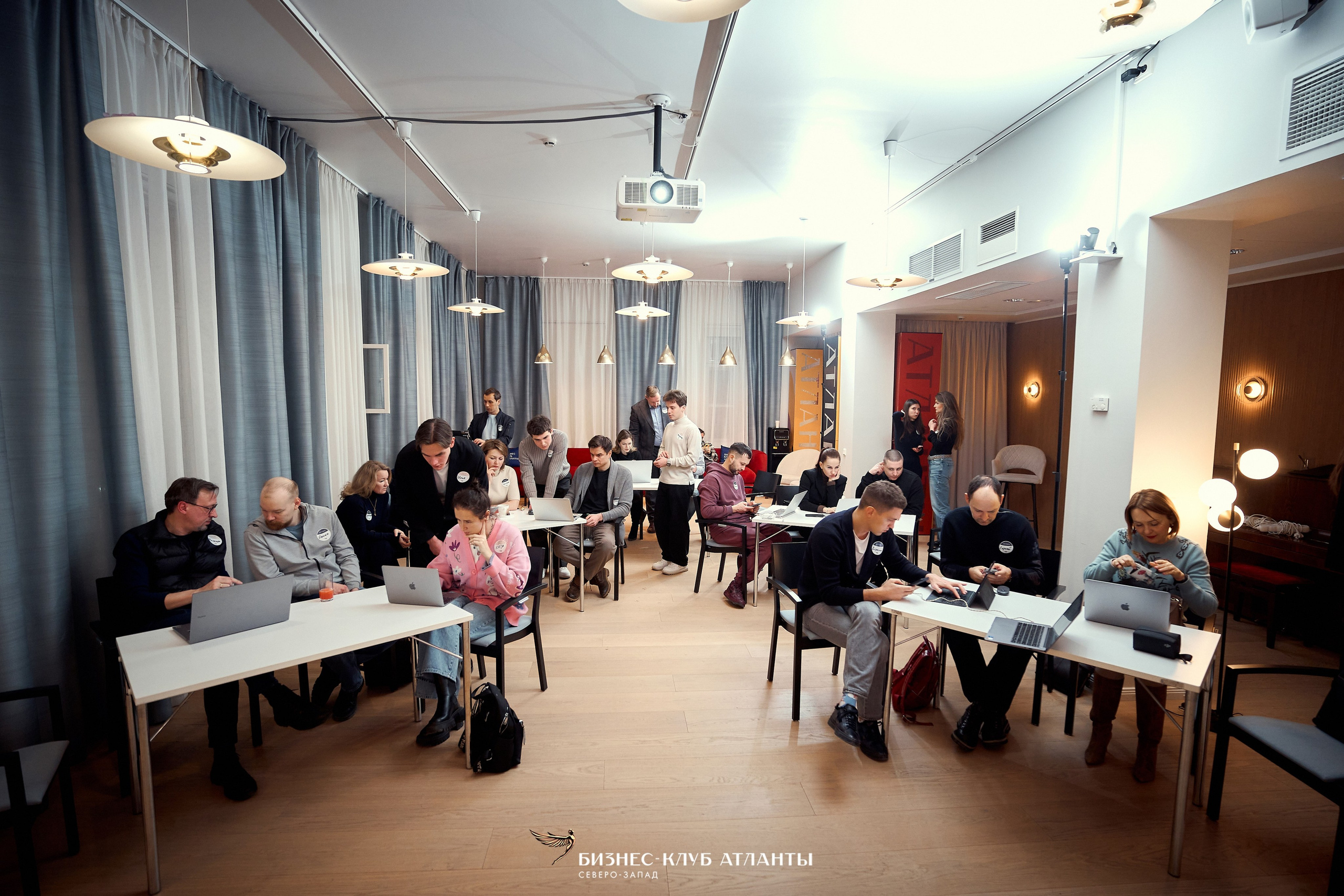 Бизнес встречи. Репортажный фотограф СПБ Владимир Шишов