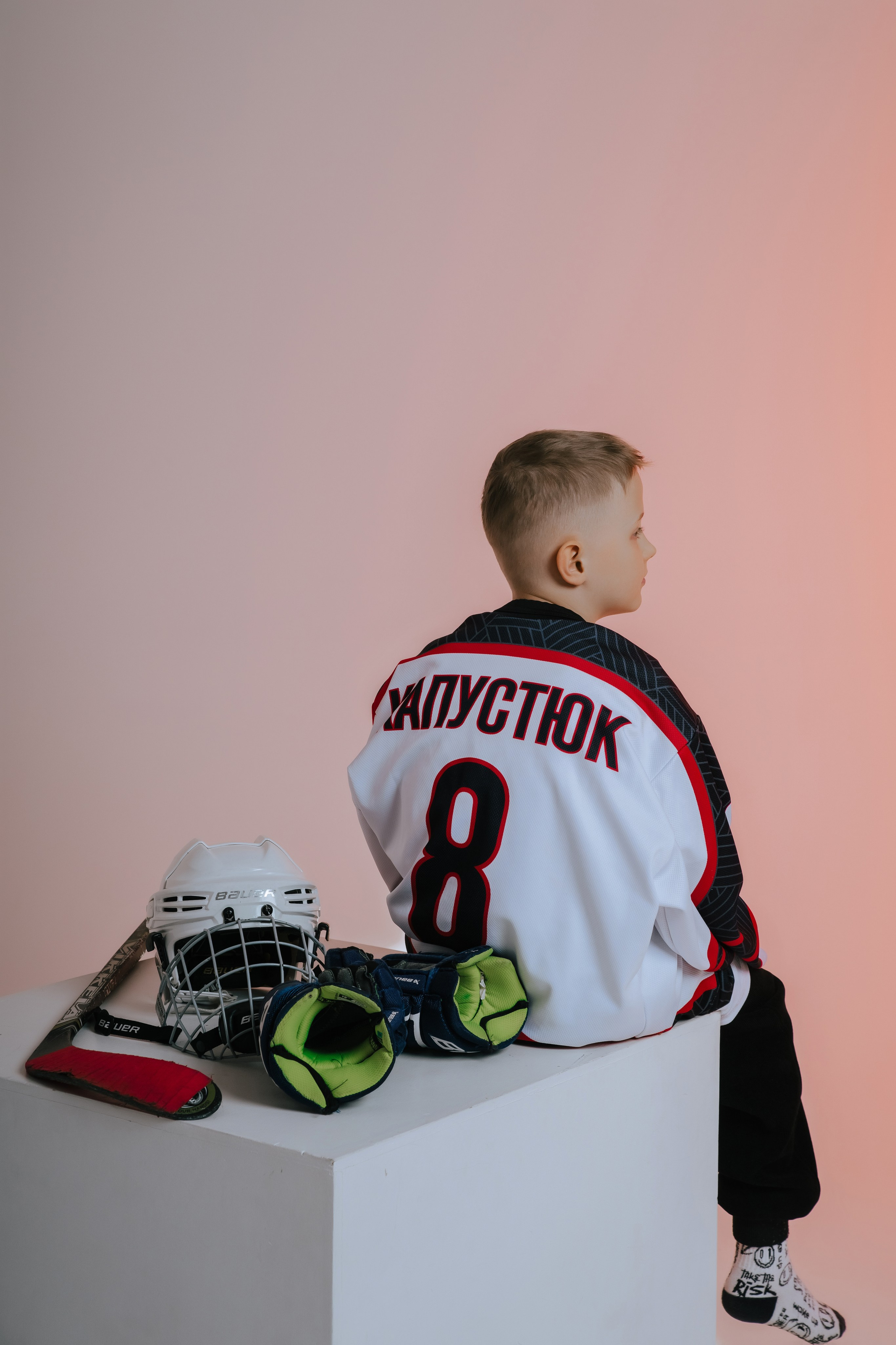 Звезда хоккея. Фотограф Ярмишко Дарья. Выпускные фотокниги