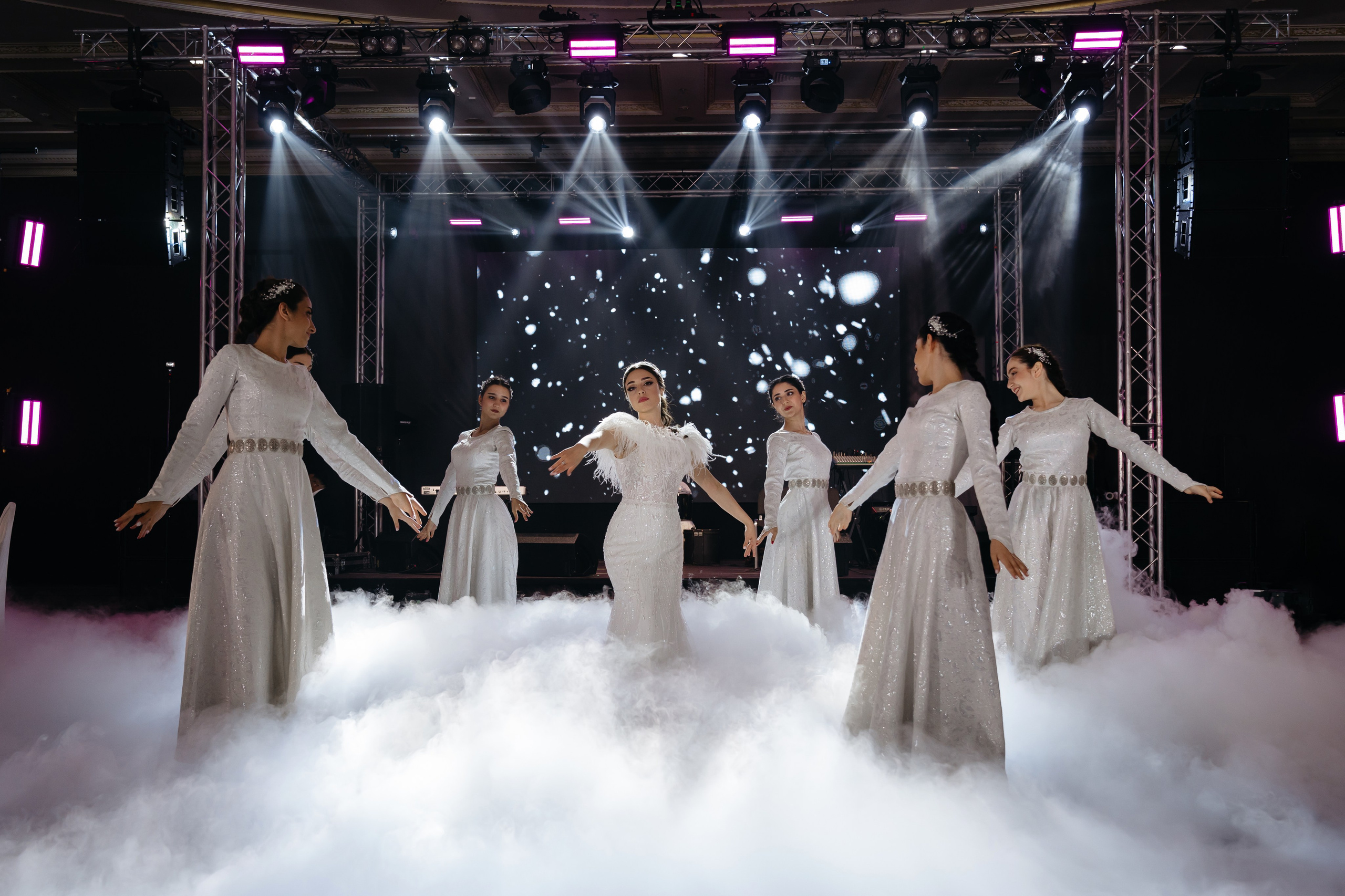 Карен и Сэда. Свадебный фотограф Красноярск Вязьминова Мария