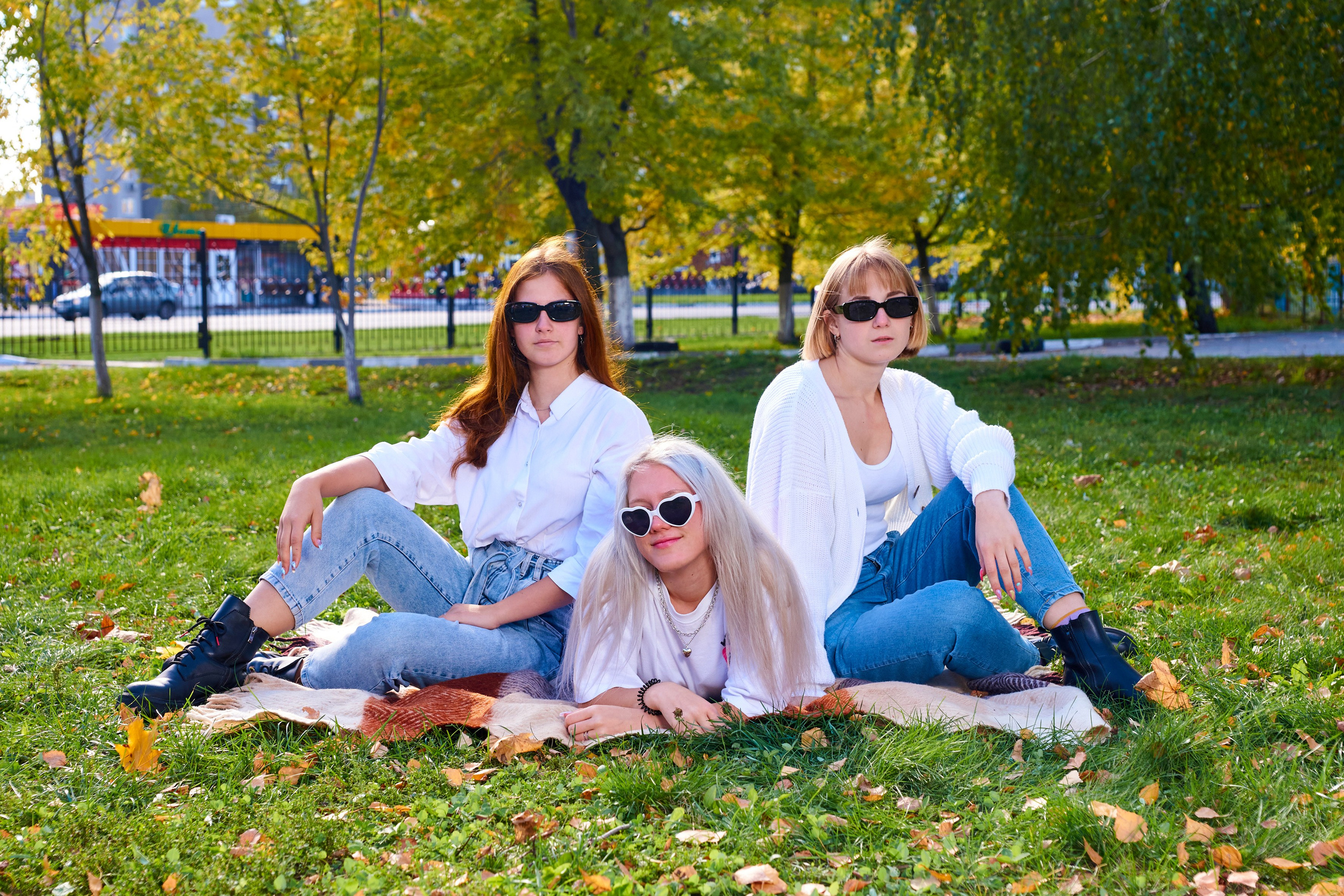 11 класс. Осень в парке. 2022. Childrenfoto.ru