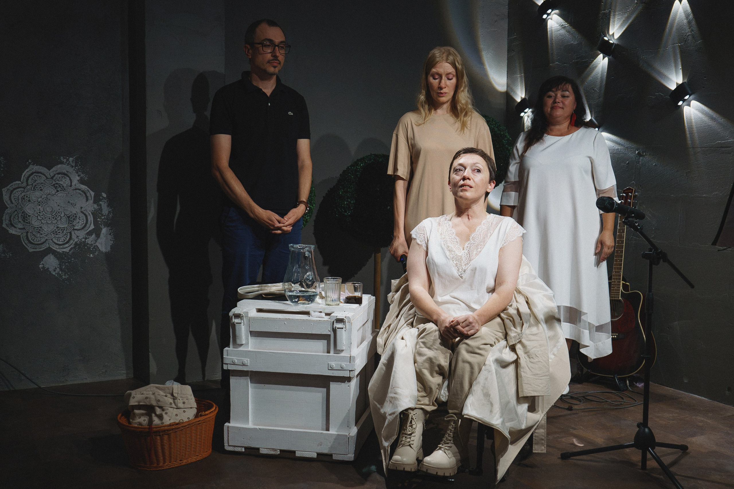 Спектакль-концерт «Как девица из лап смерти выбиралась». Фотомастерская Воробьевых