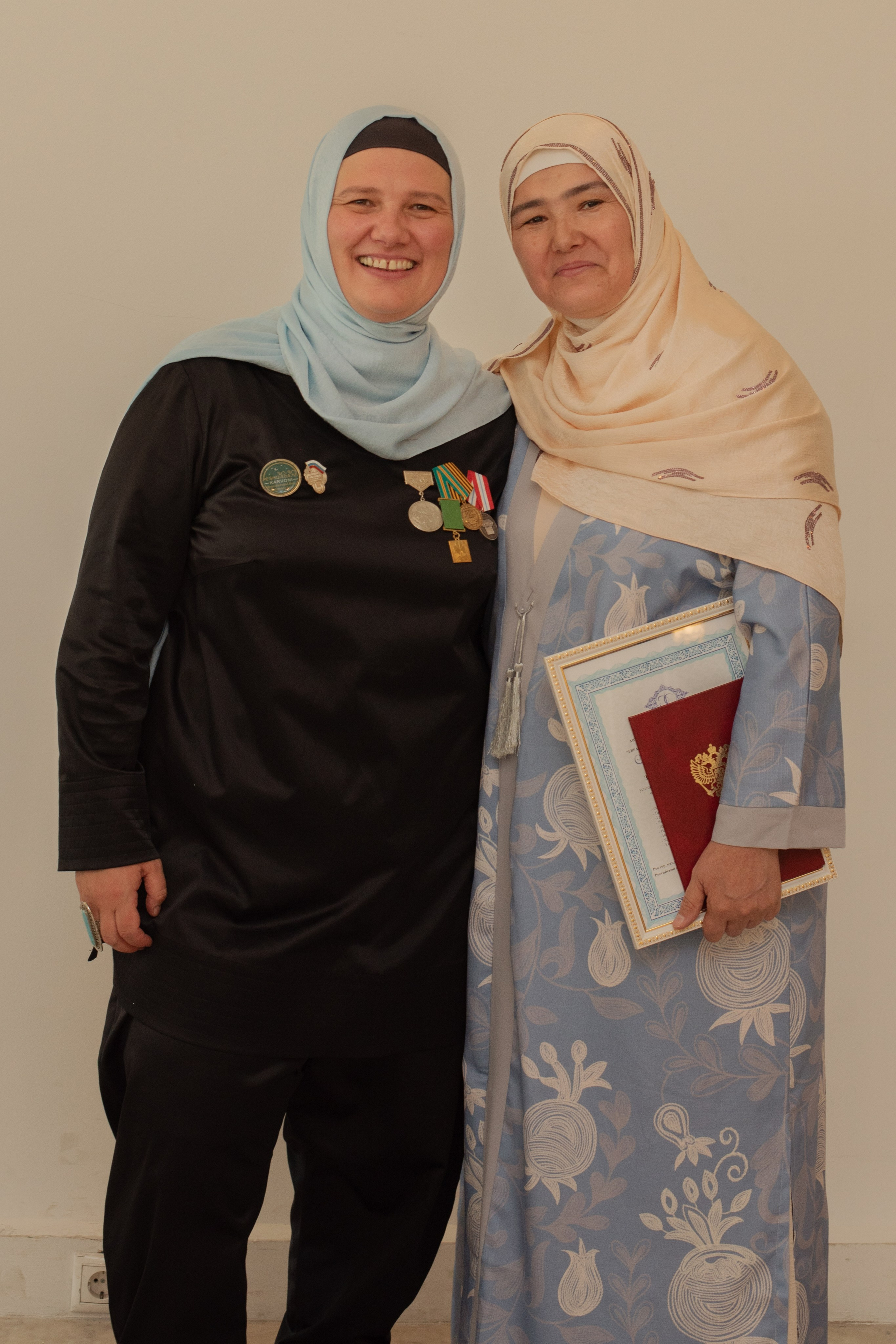 Выпускной в Евразийской женской гуманитарной академии. Лина Курочка — ваш фотограф