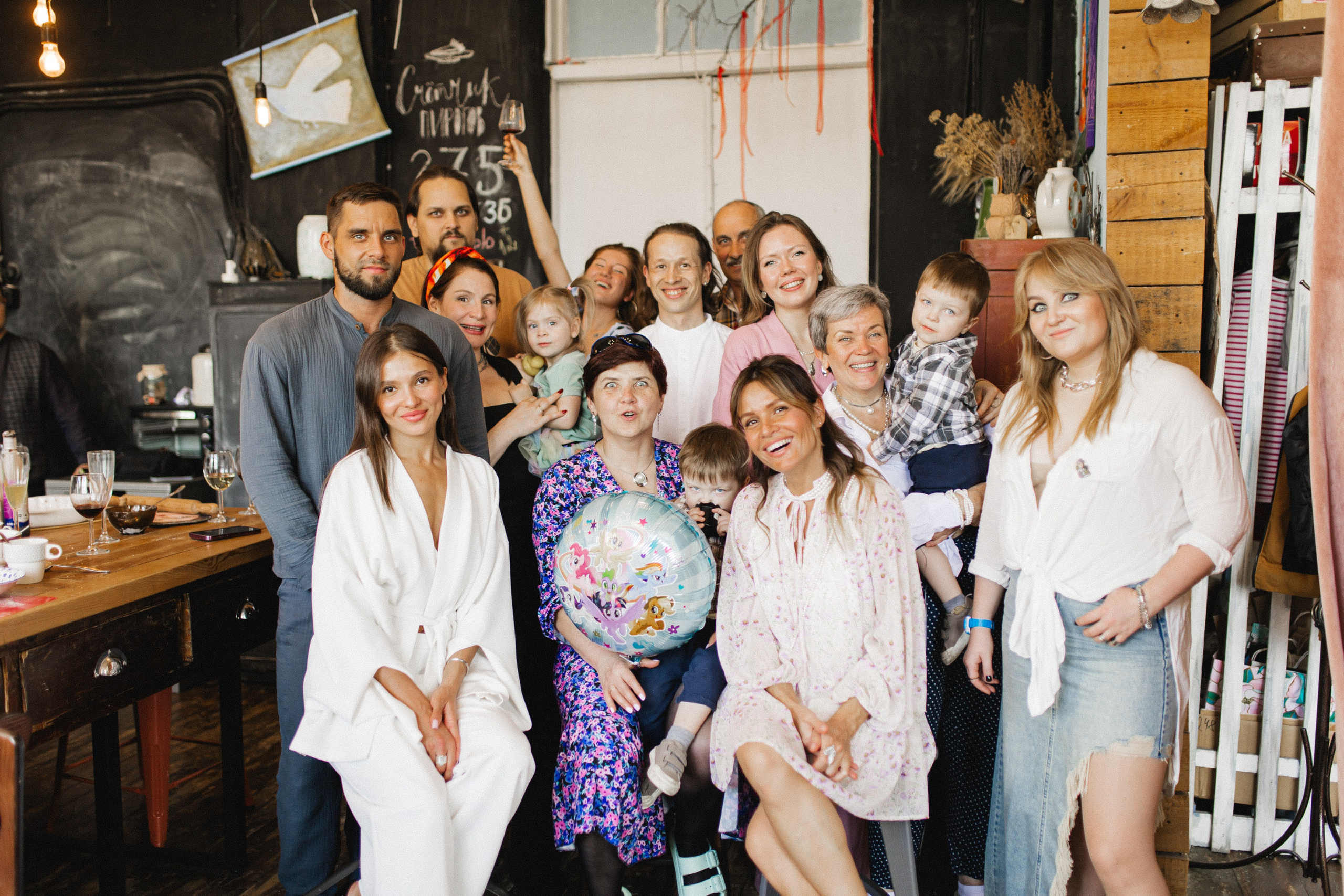 Люба и ее семейный ДР. Семейный и свадебный фотограф в Екатеринбурге Орлова Ирина