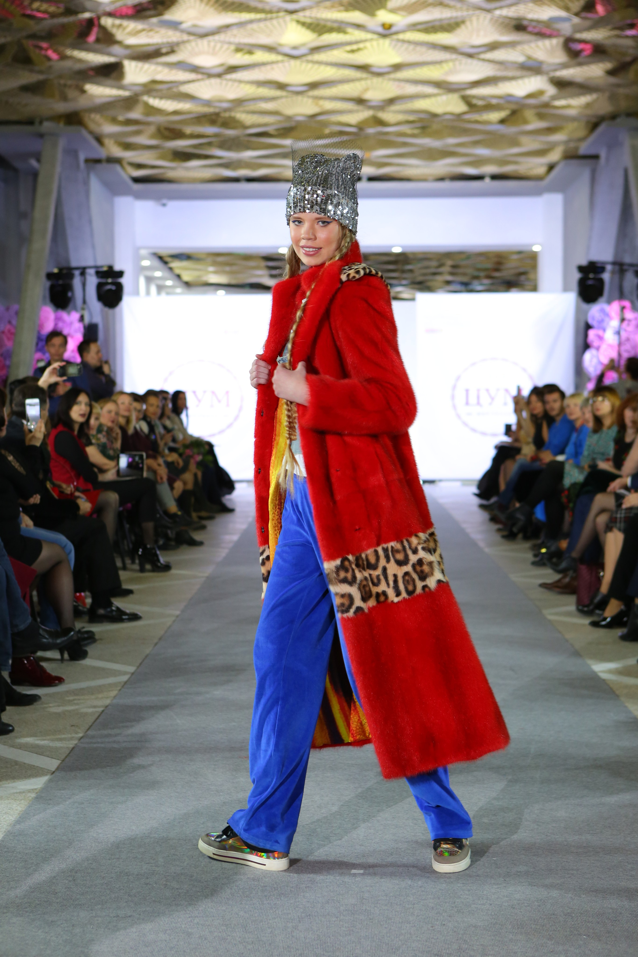 Неделя высокой моды с Викой Цыгановой. Главная