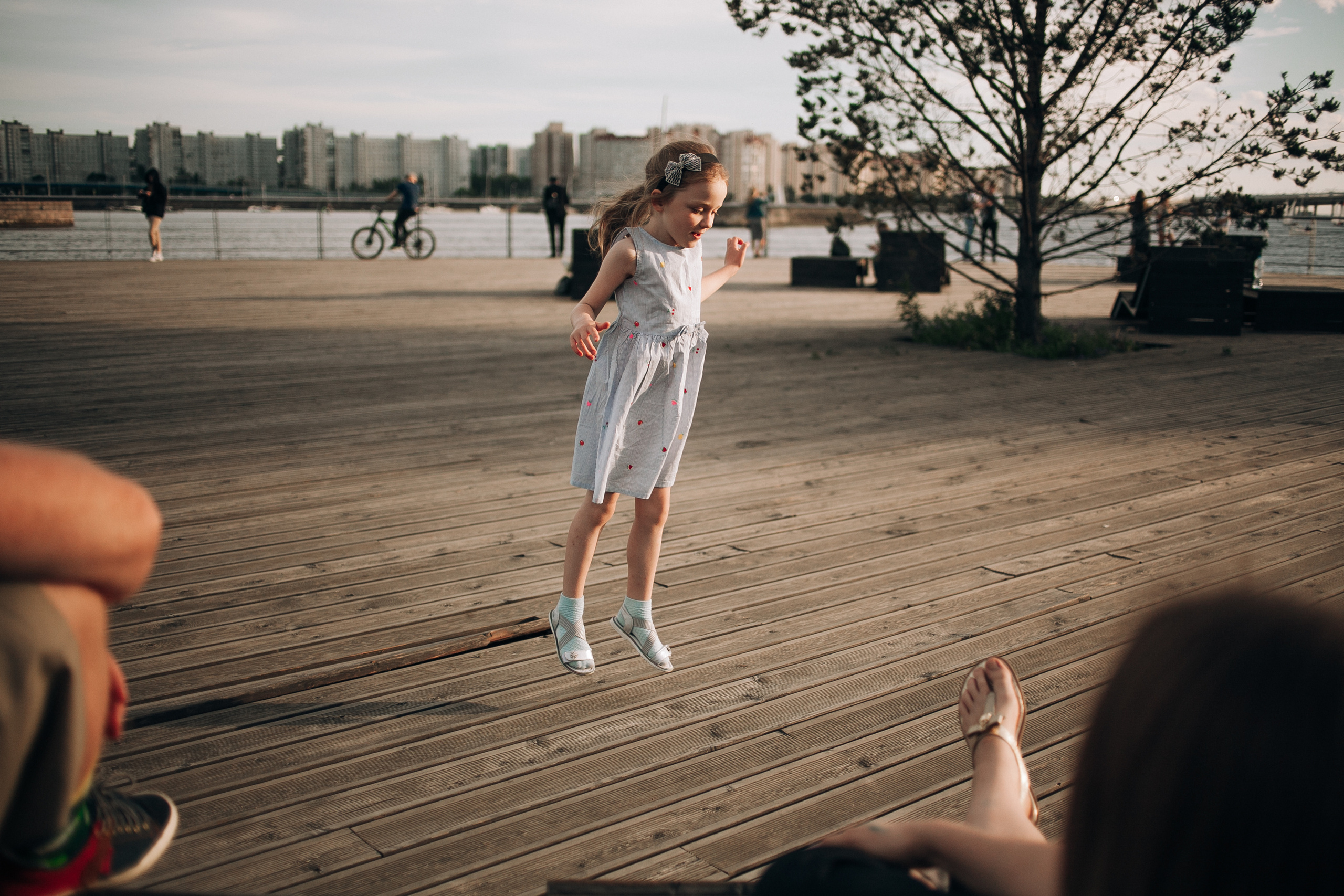У берега. Семейный фотограф, свадебный фотограф, женский портрет в Санкт-Петербу